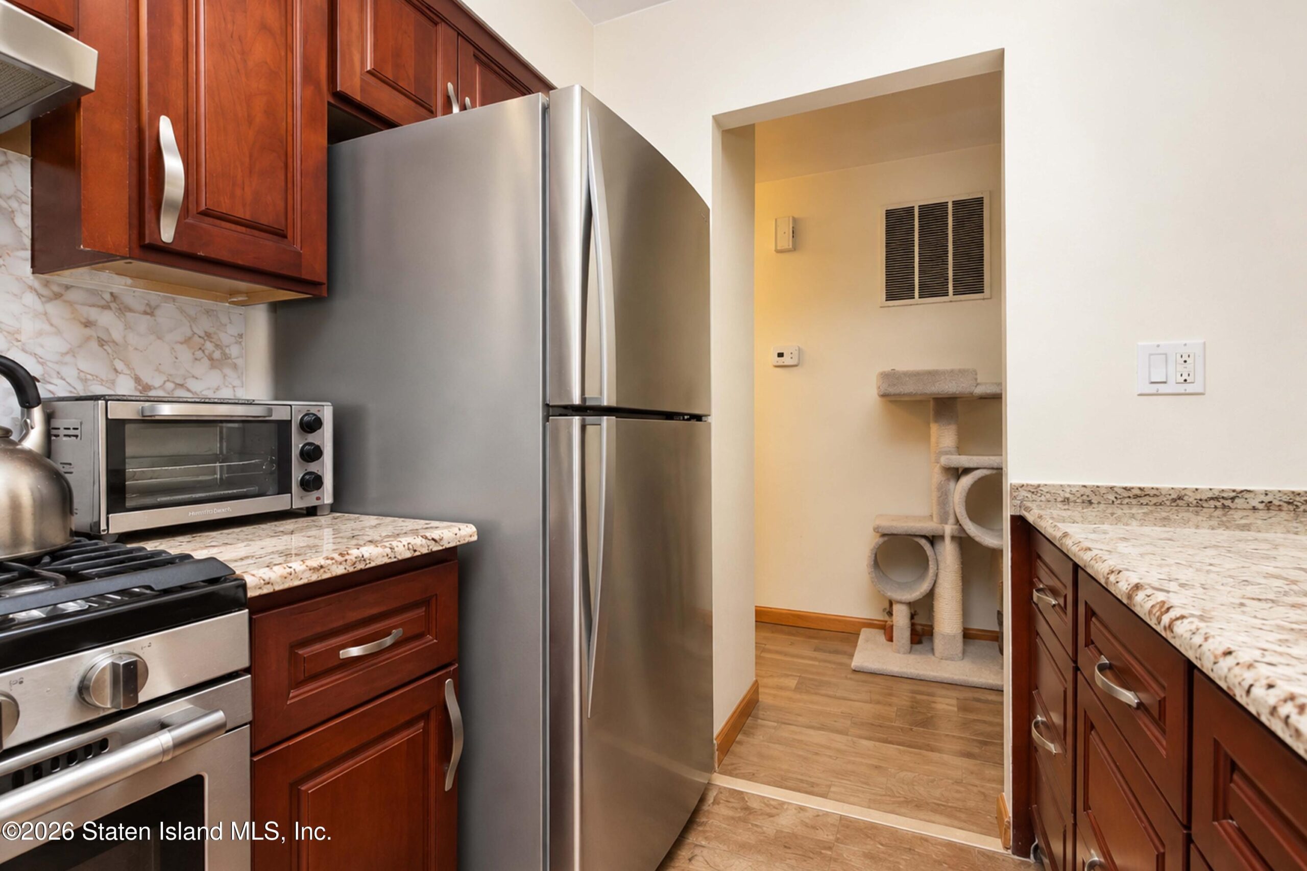36 Saturn Lane, Staten Island, NY, 10314 image 9