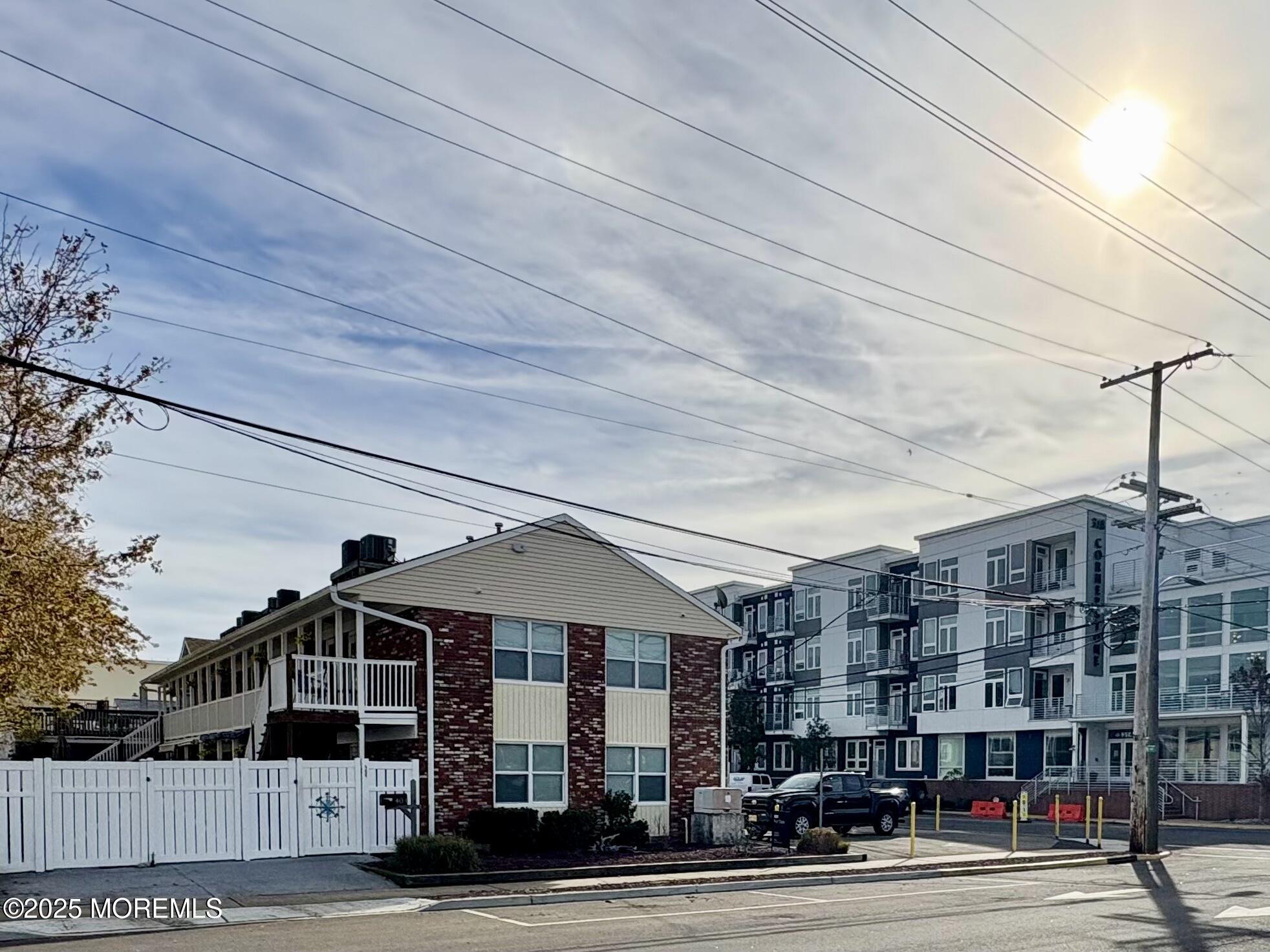 404 Bay Boulevard 4 Image 2