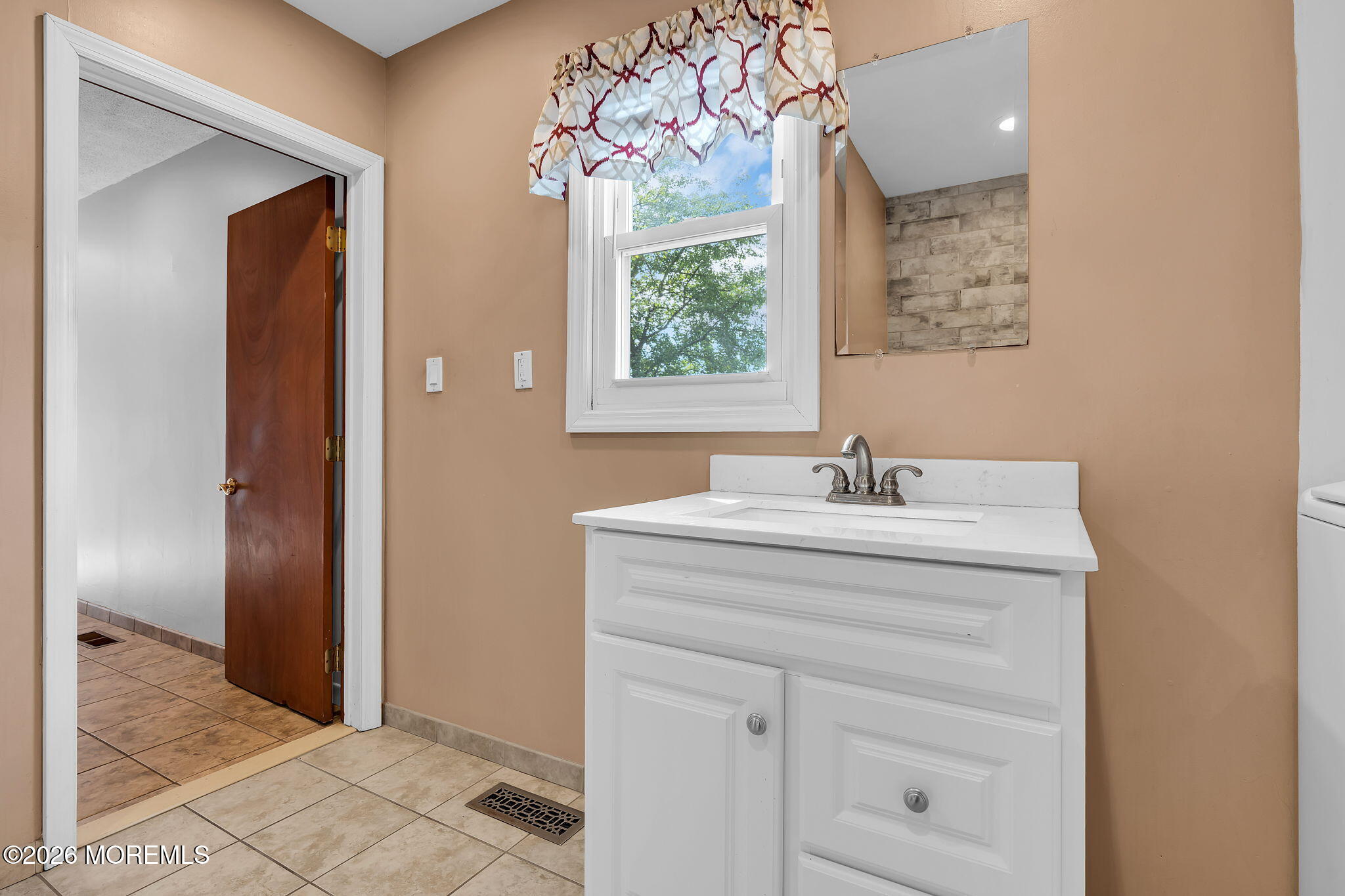 1 Krueger Place, Middletown, NJ, 07748 image 28