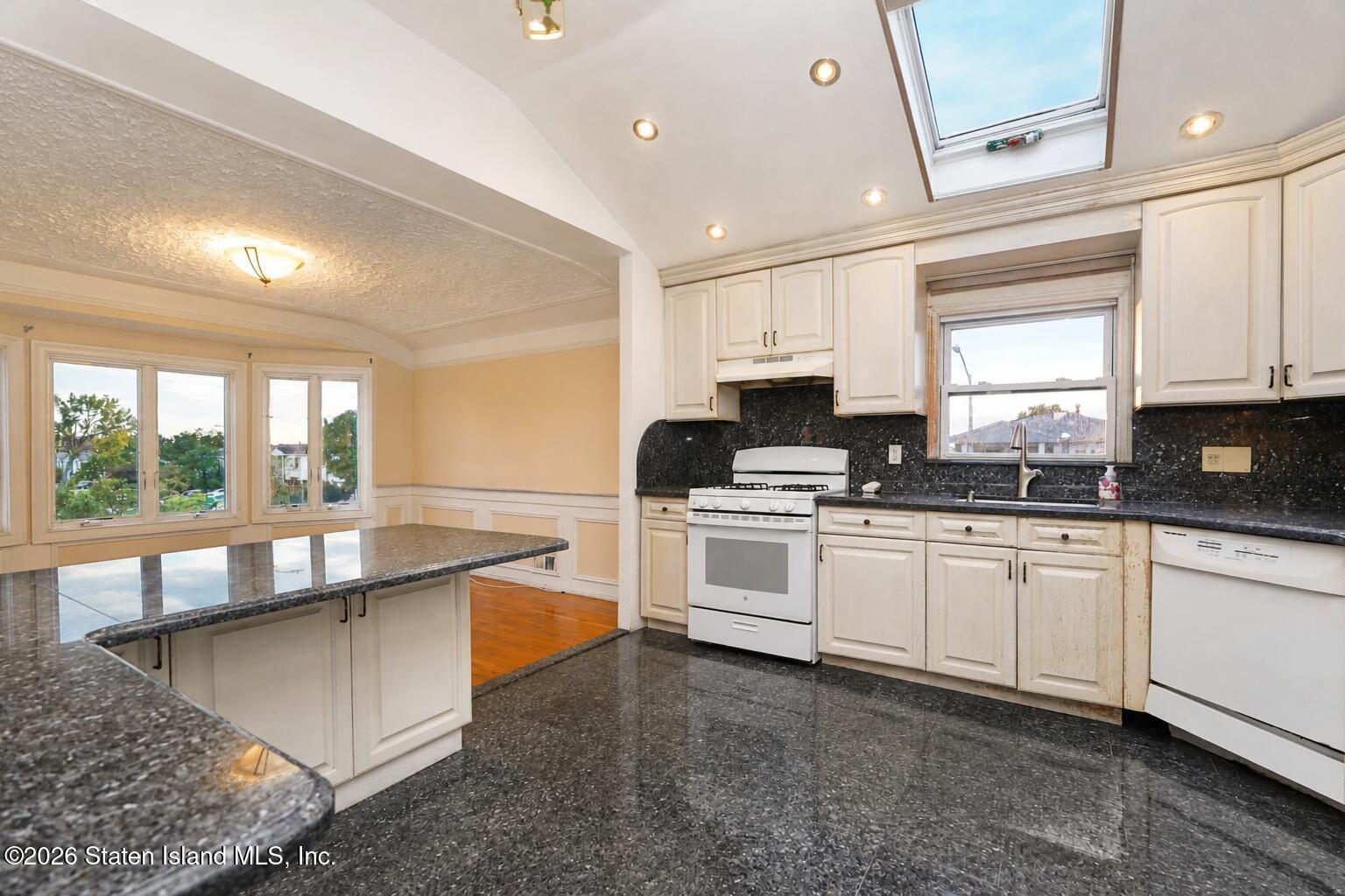 75 Bangor Street, Staten Island, NY, 10314 image 21