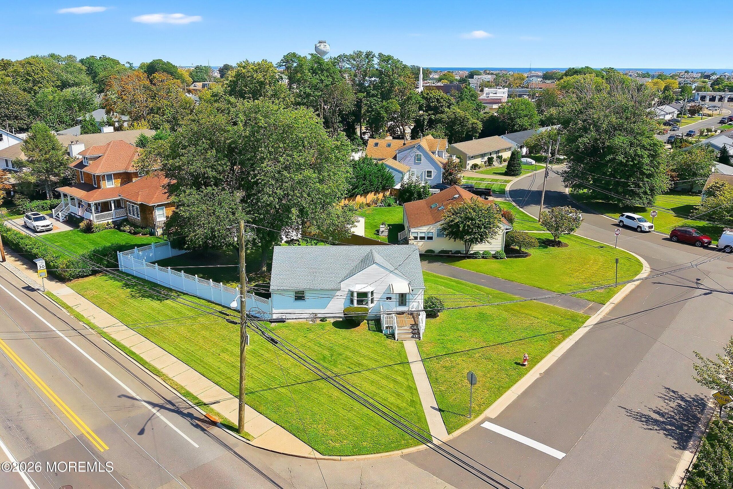 1106 Bay Avenue Image 3