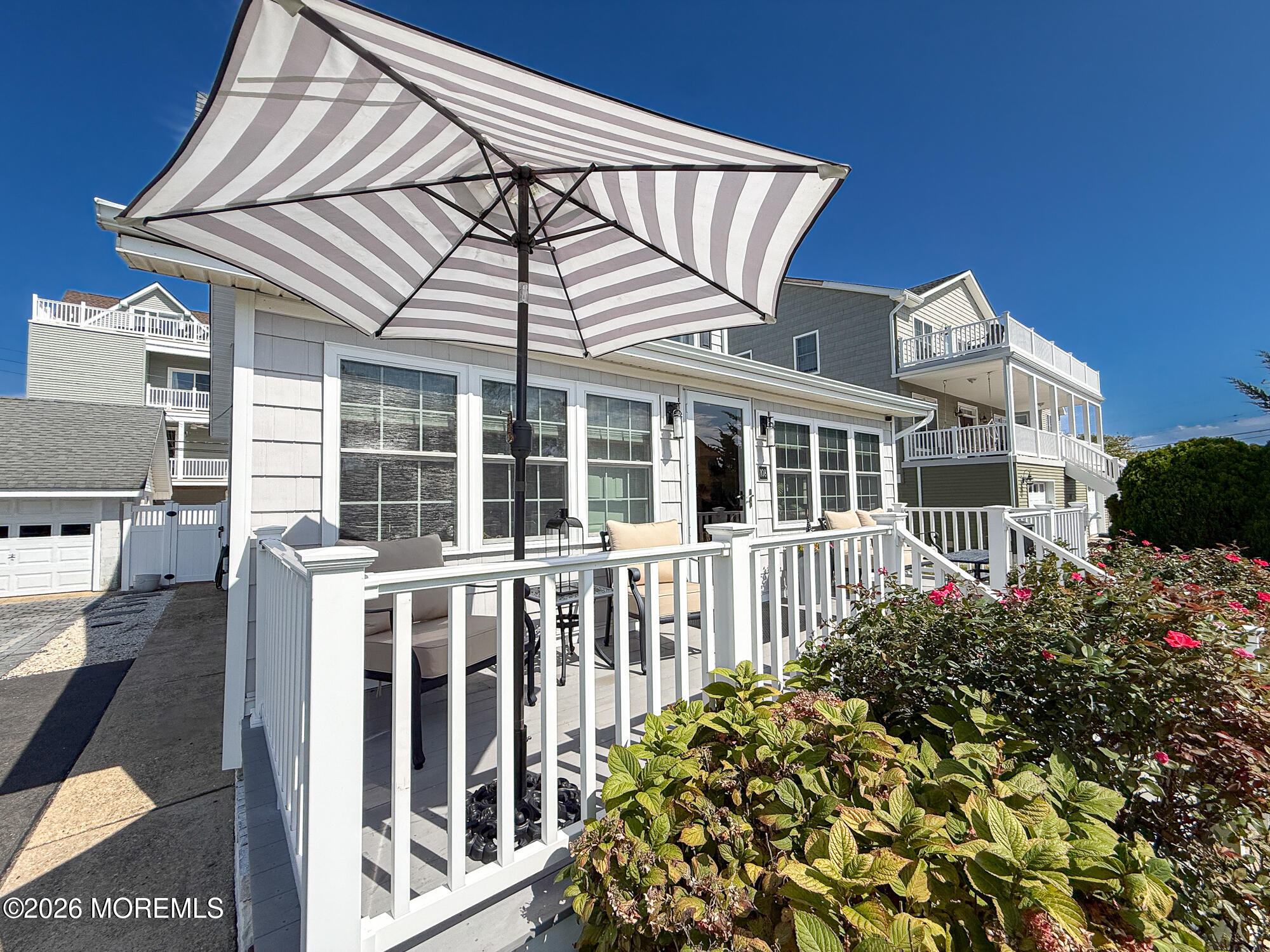 108 Roanoke Avenue Image 3