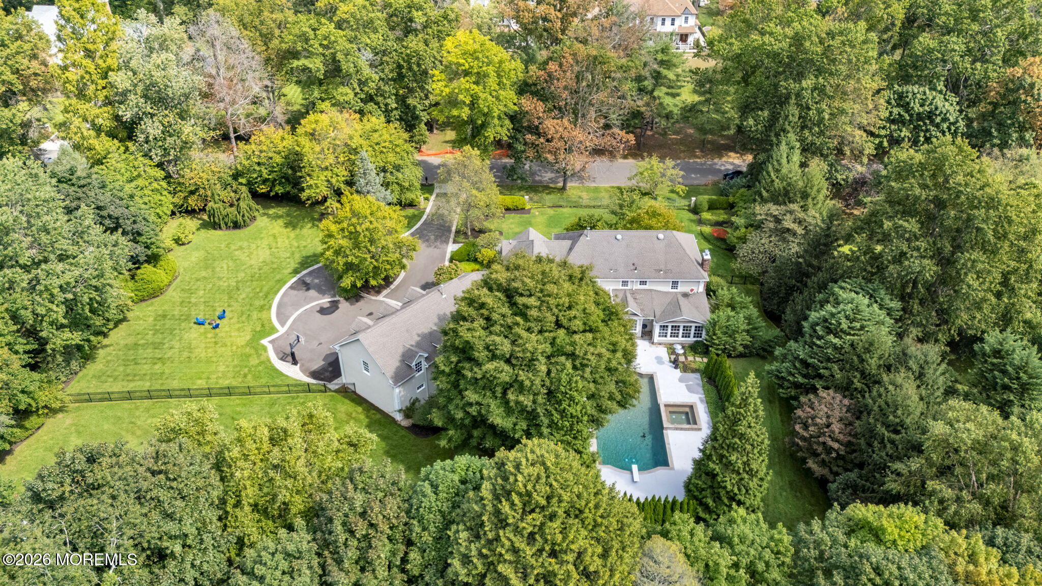 4 Tuxedo Road Image 2