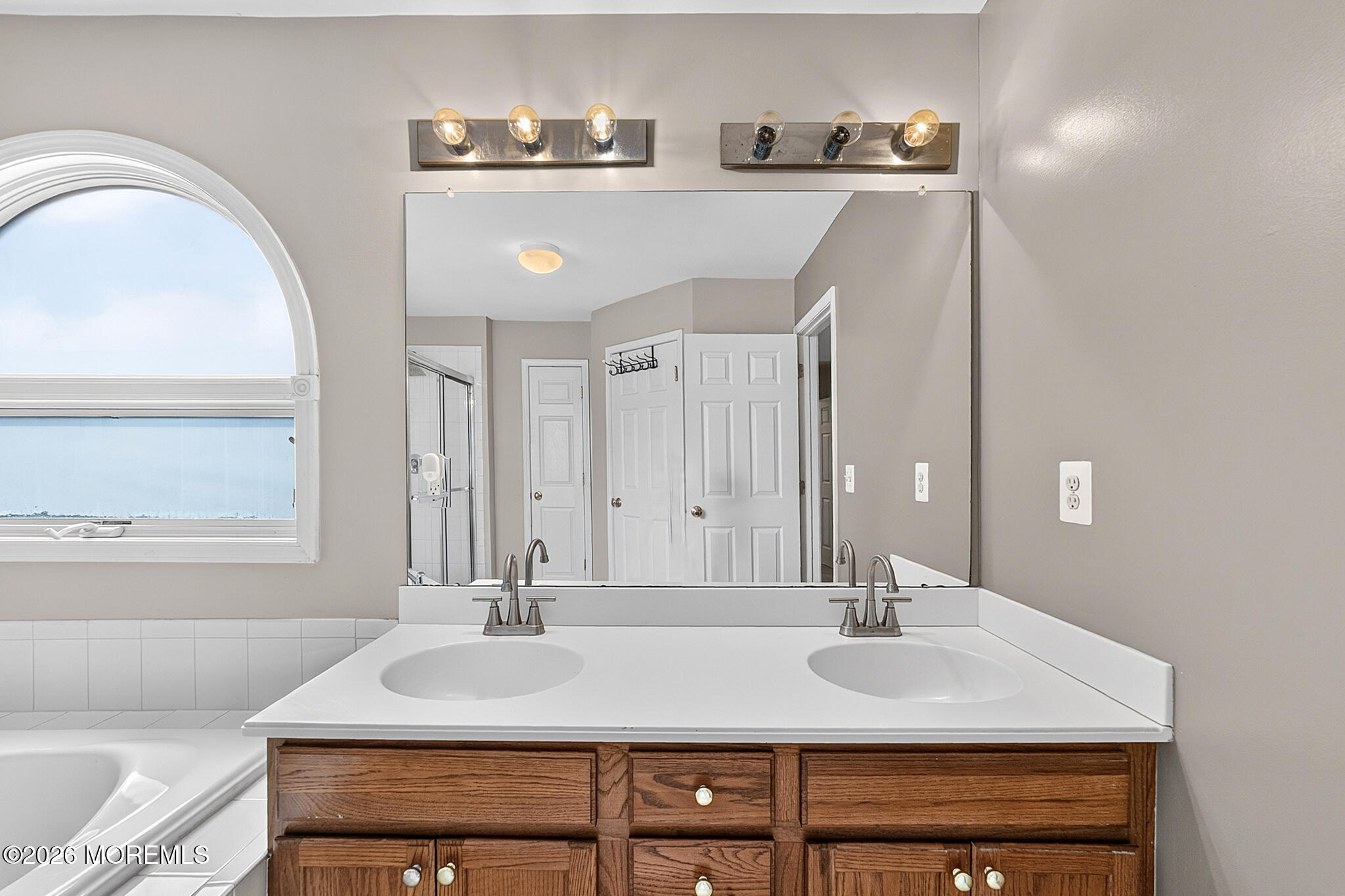 25 Brittany Court, Atlantic Highlands, NJ, 07716 image 37