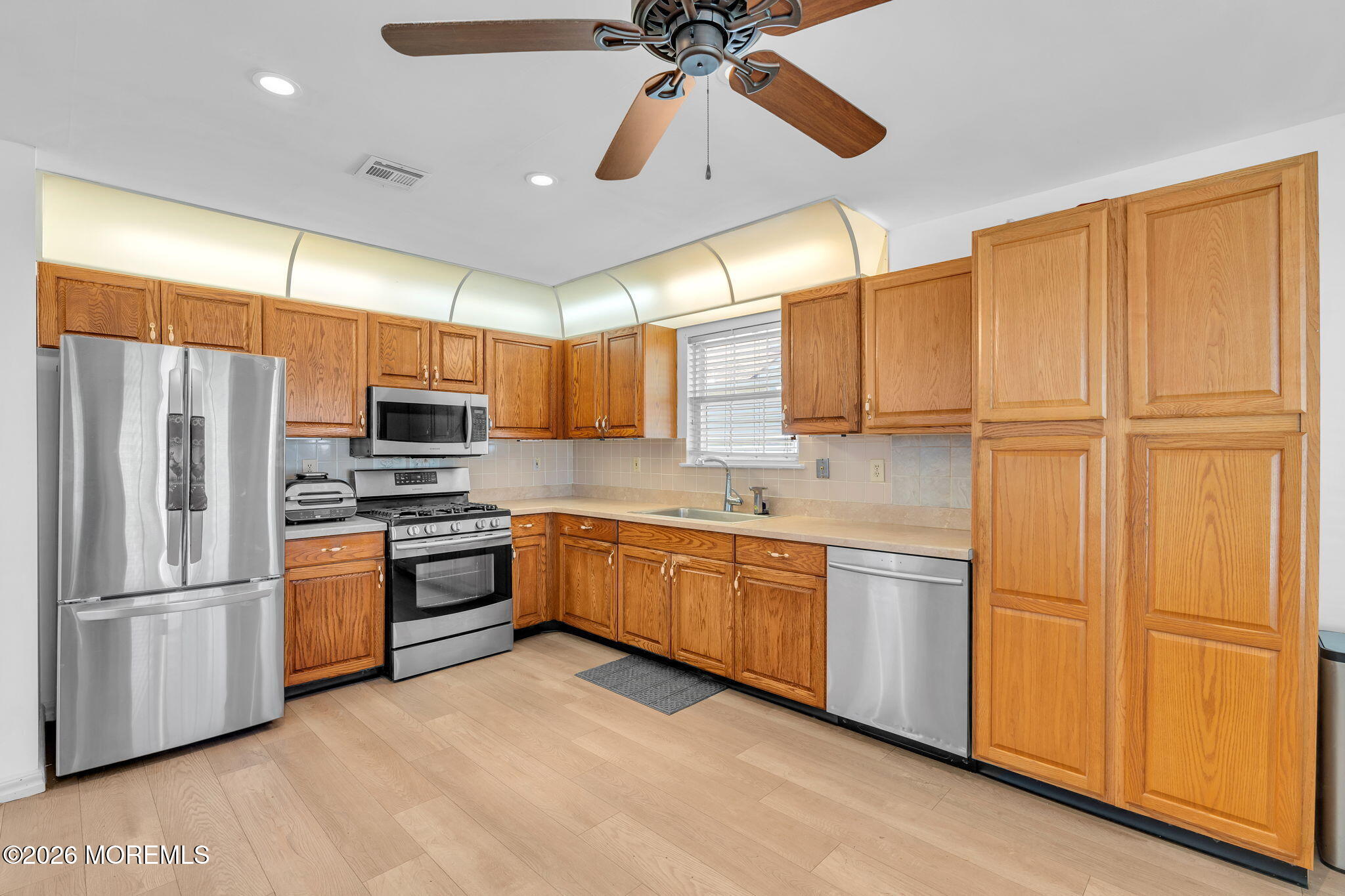 102 Canterbury Lane Image 2