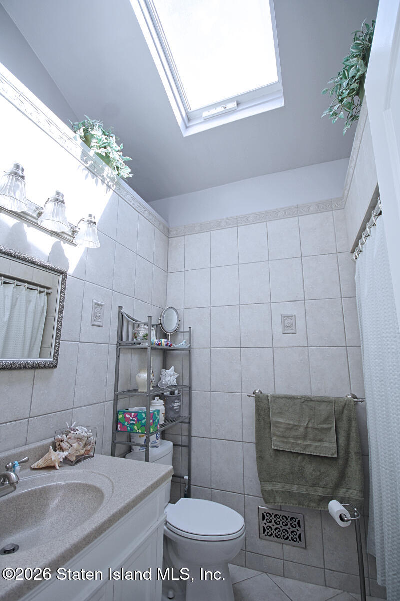 24 E Figurea Avenue, Staten Island, NY, 10308 image 16