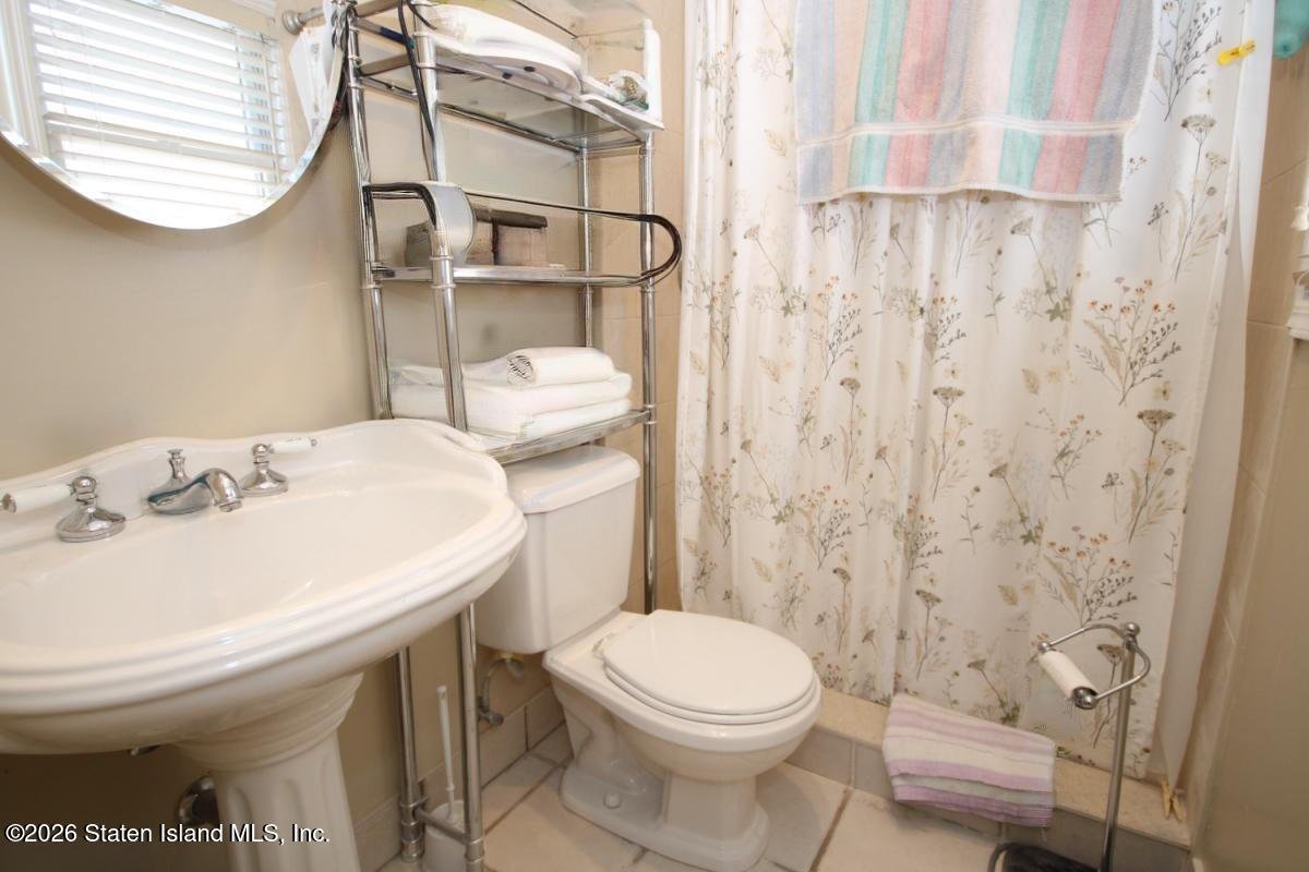 24 E Figurea Avenue, Staten Island, NY, 10308 image 17