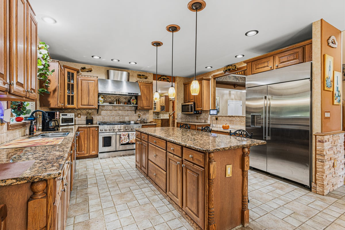2 Lexington Court, Monroe, NJ, 08831 image 19