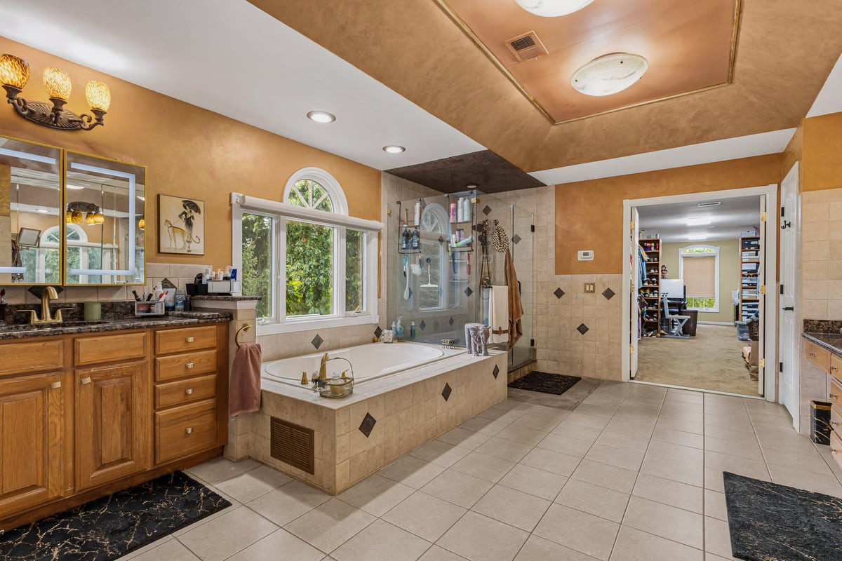 2 Lexington Court, Monroe, NJ, 08831 image 32