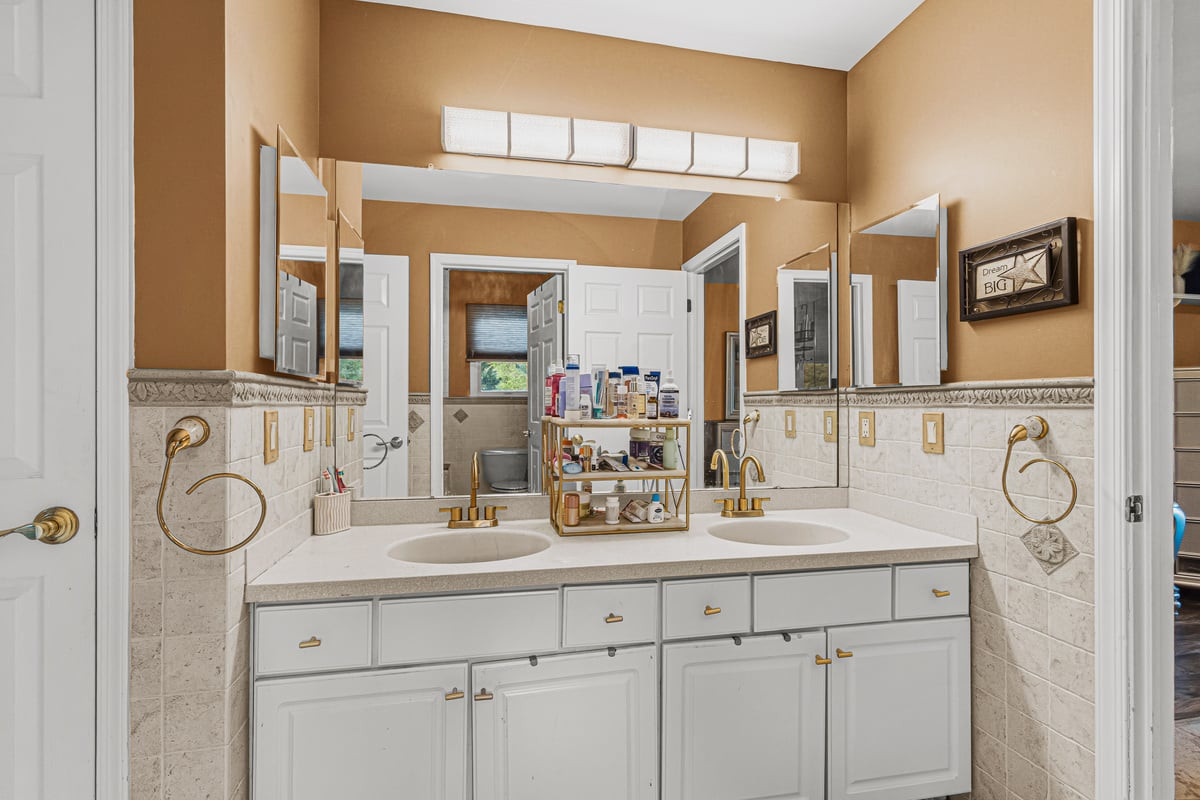 2 Lexington Court, Monroe, NJ, 08831 image 38