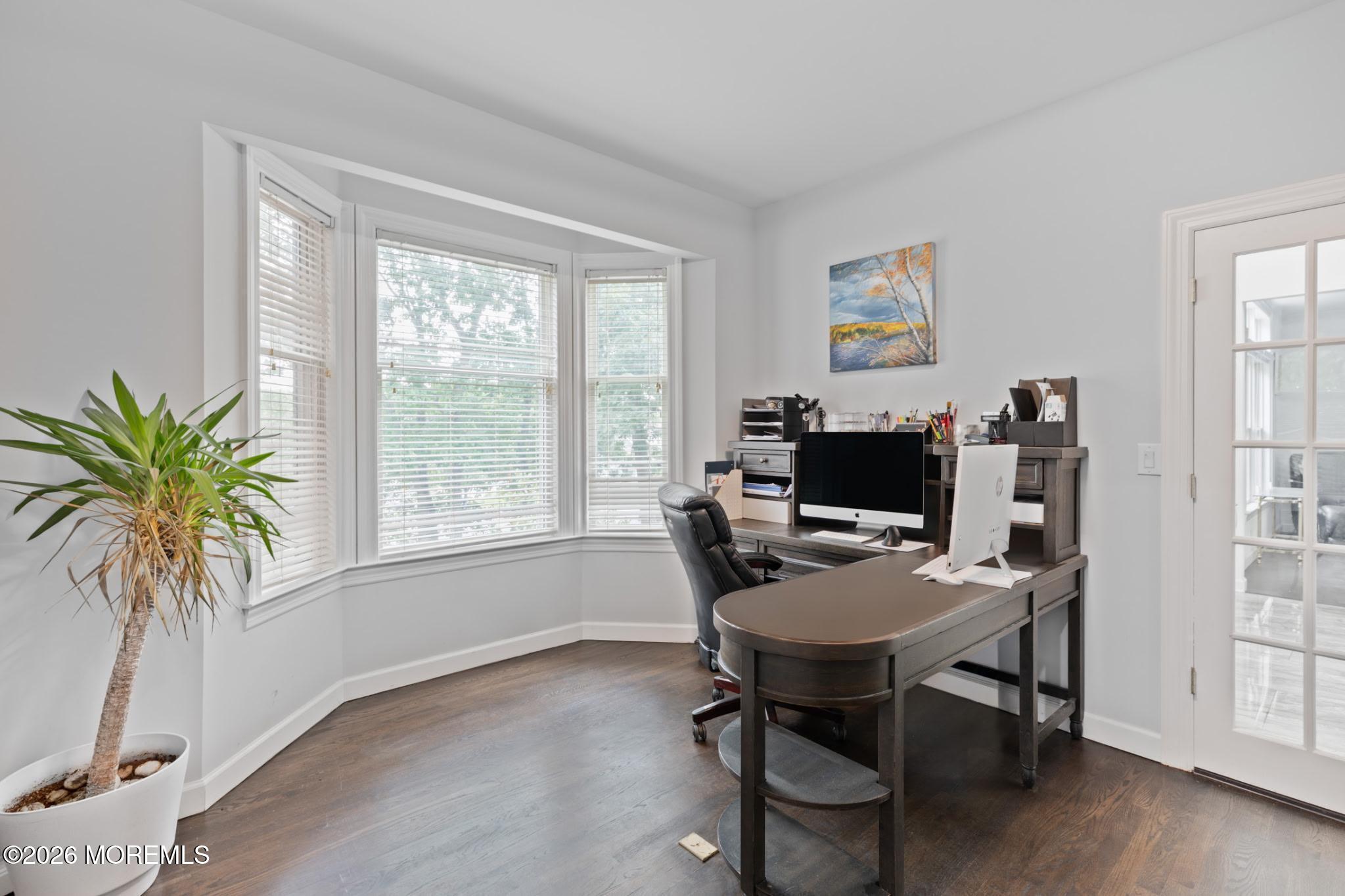 48 Friendship Road Image 5