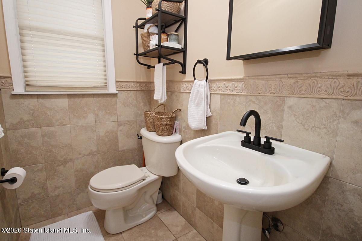 17 Samantha Lane, Staten Island, NY, 10309 image 19