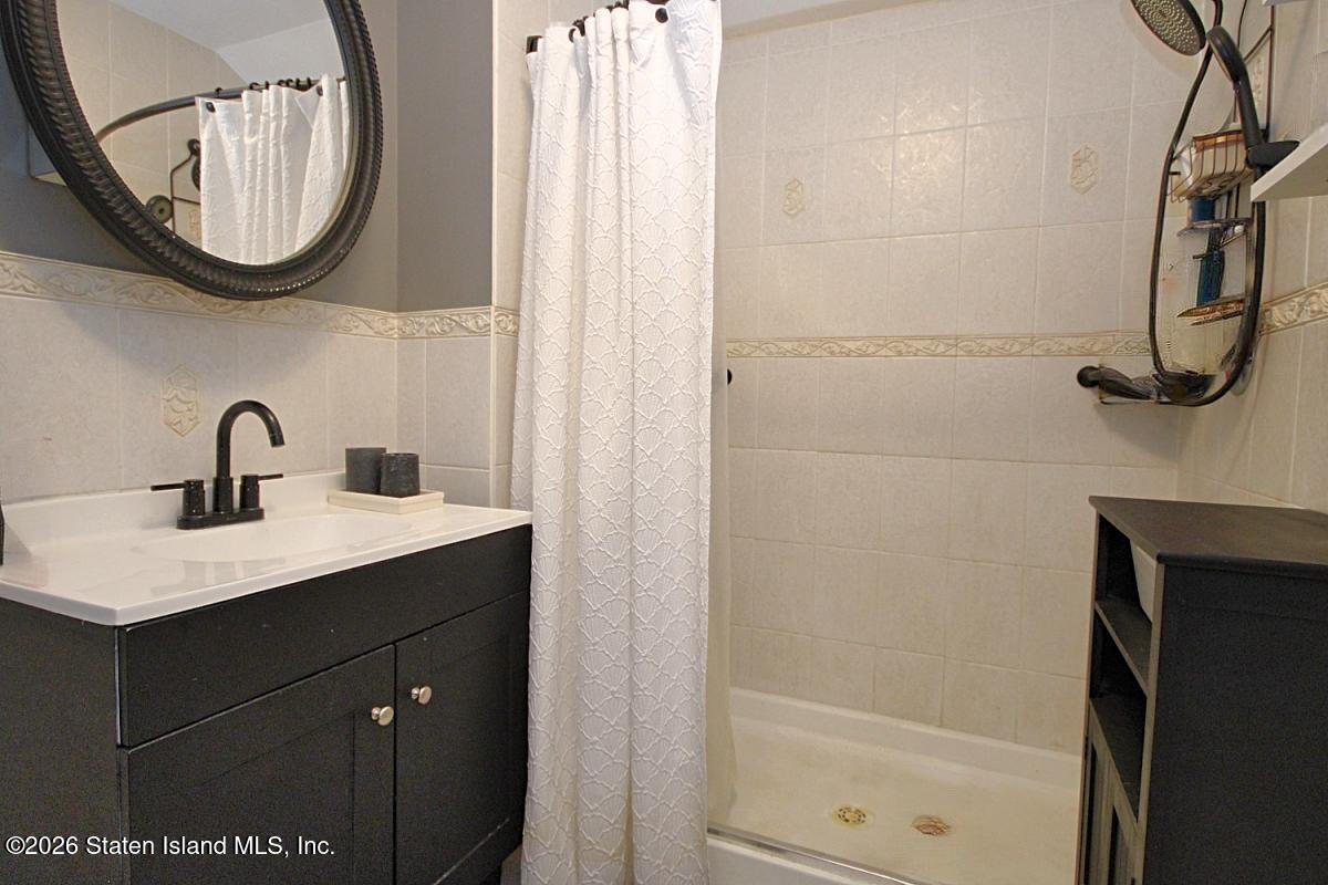 17 Samantha Lane, Staten Island, NY, 10309 image 28