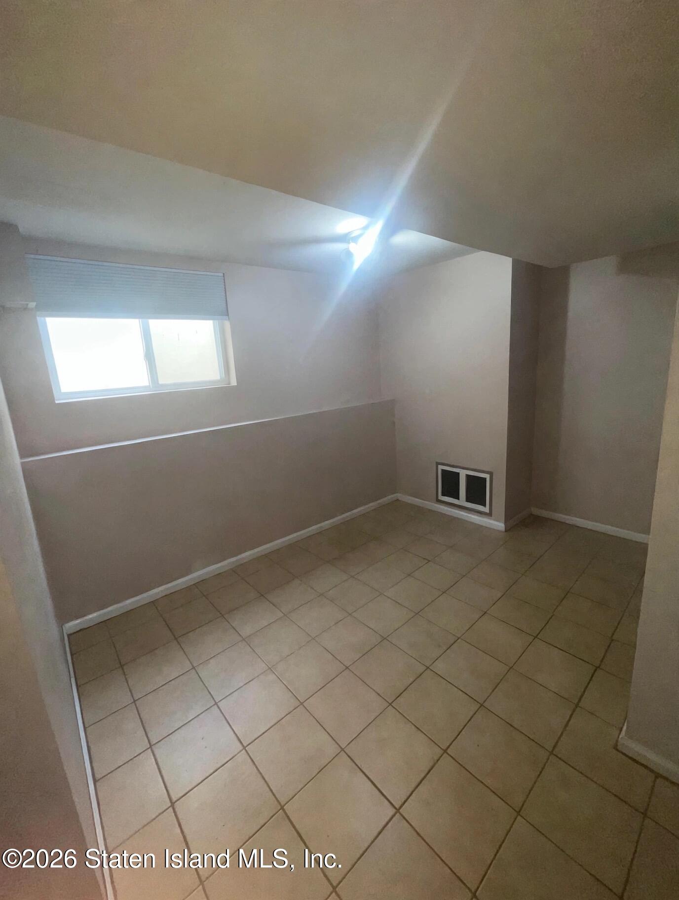17 Samantha Lane, Staten Island, NY, 10309 image 36