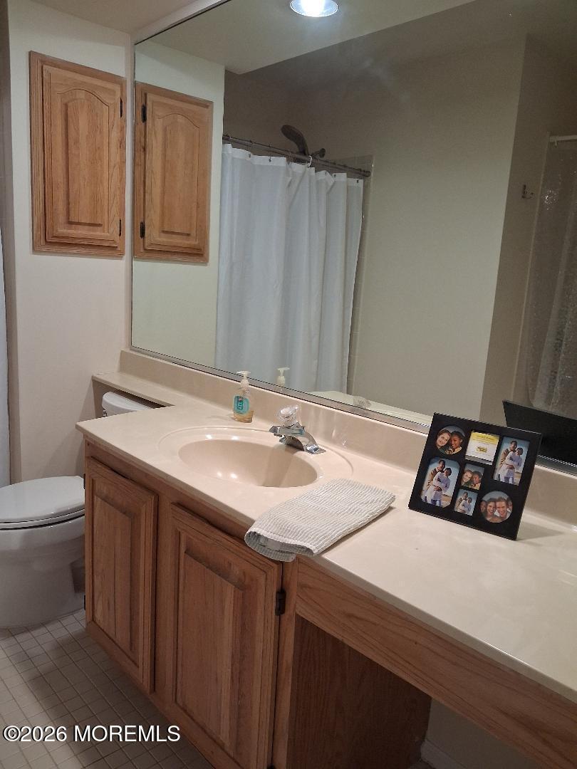 287 Elmwood Court Image 5