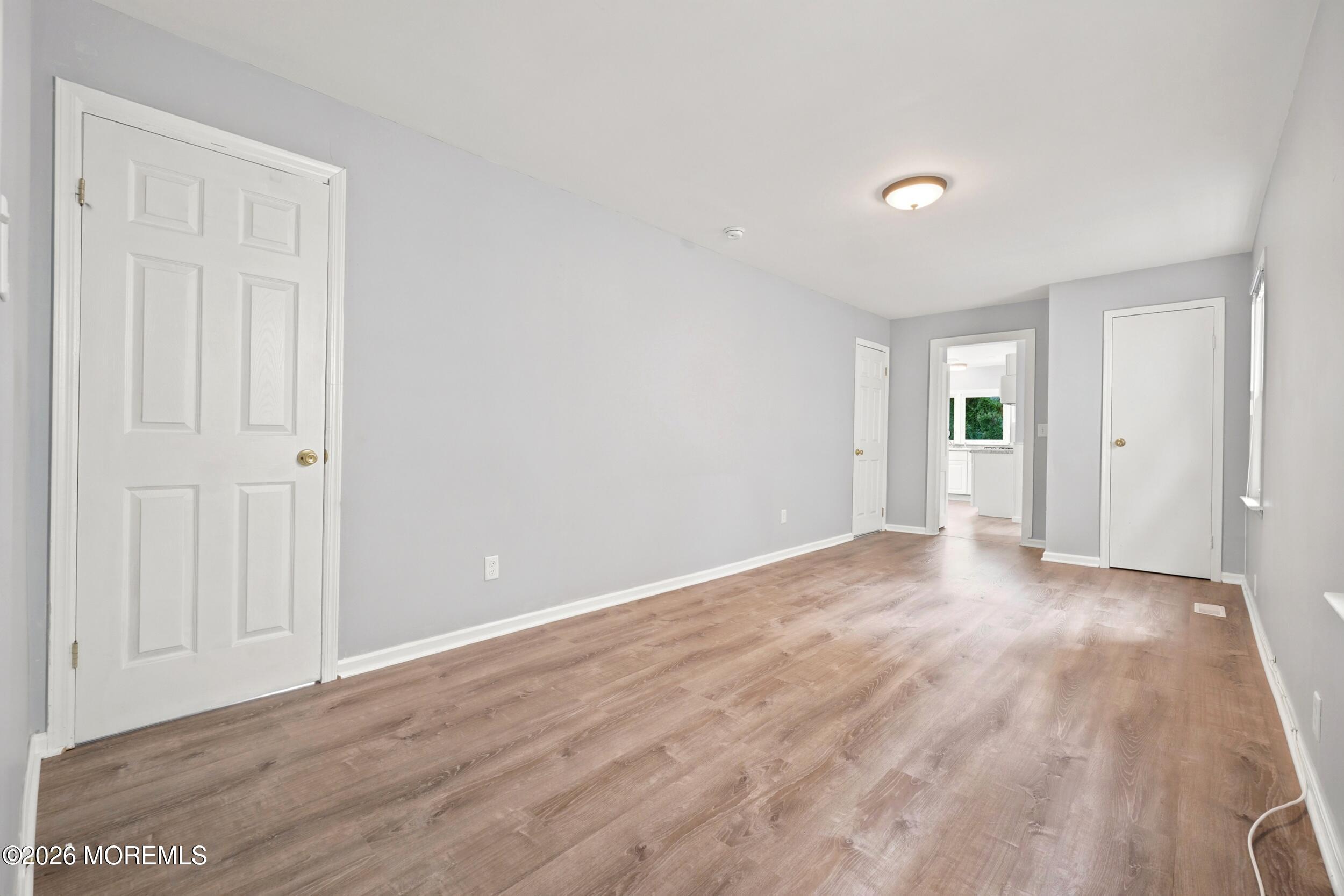 42 Center Avenue Image 3