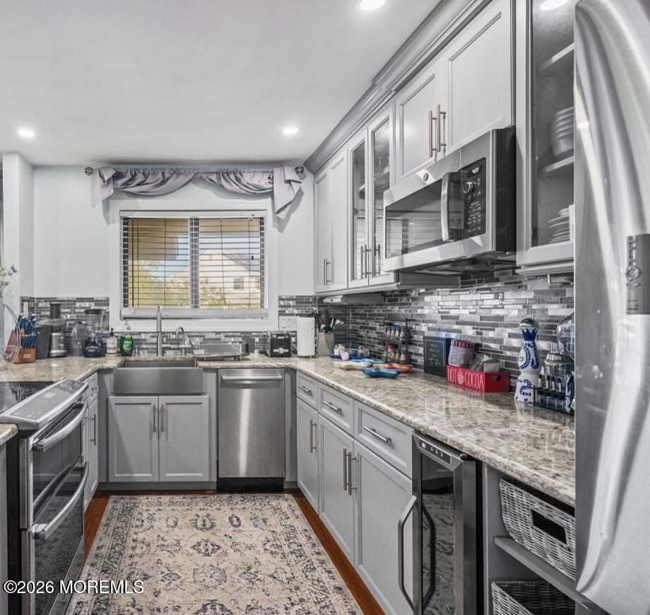 329 Shore Drive 14 Image 3