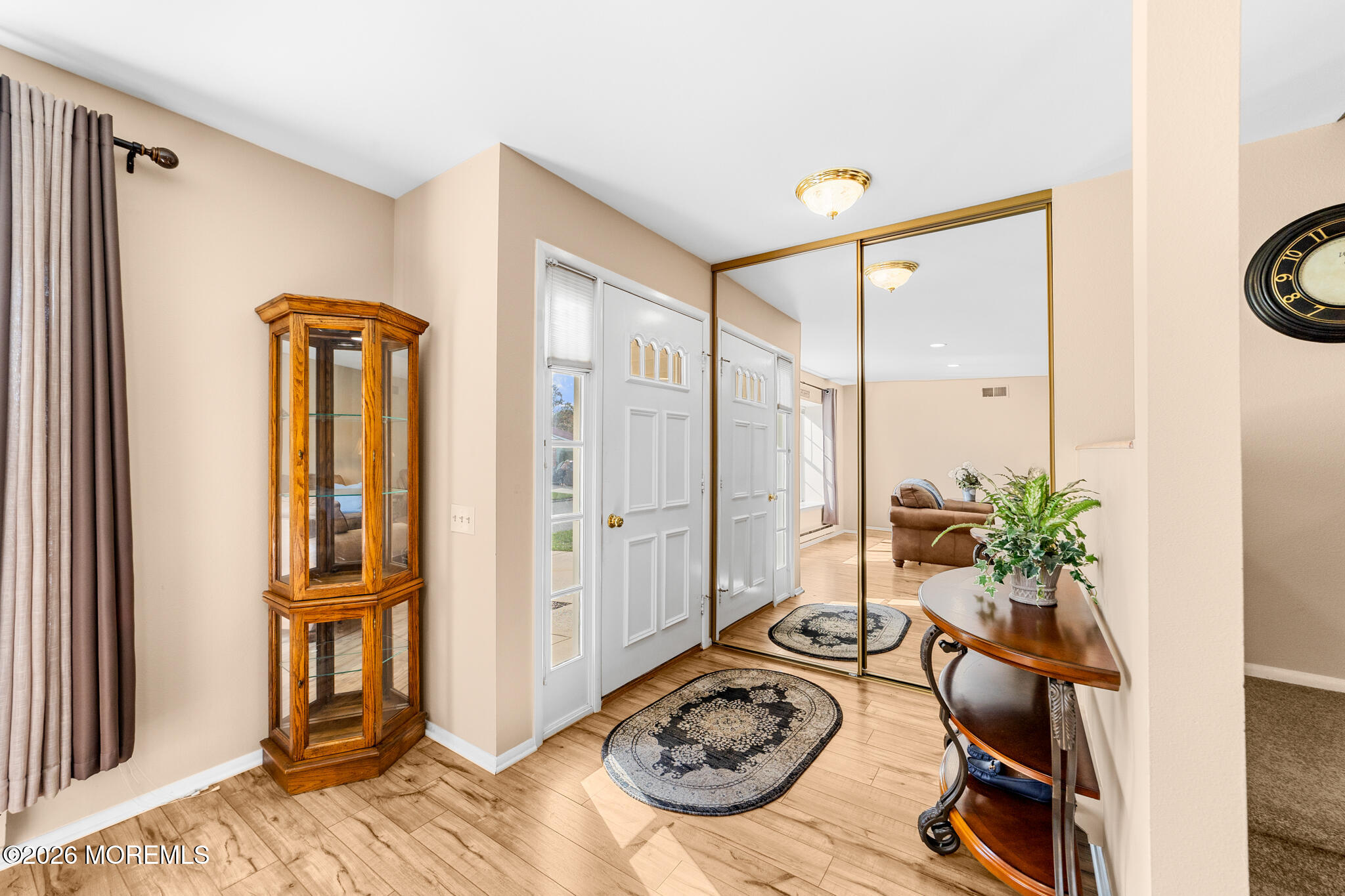 376 Stirling Drive 376A Image 3