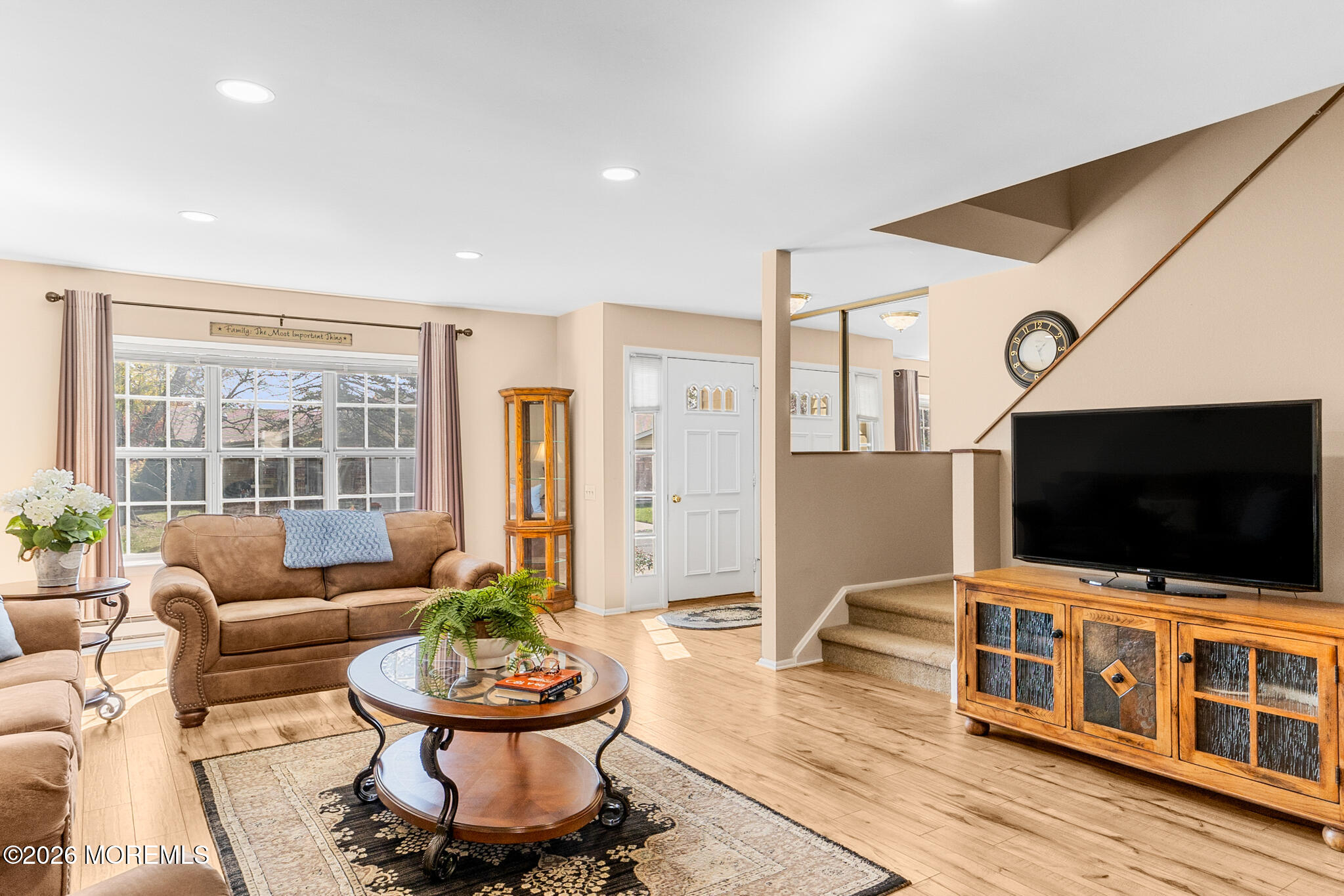 376 Stirling Drive 376A Image 4