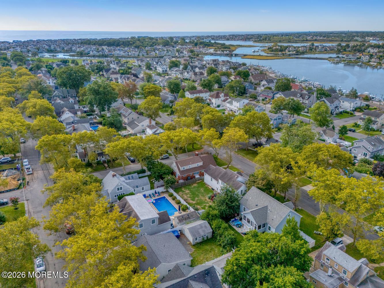 303 Cedar Avenue Image 4