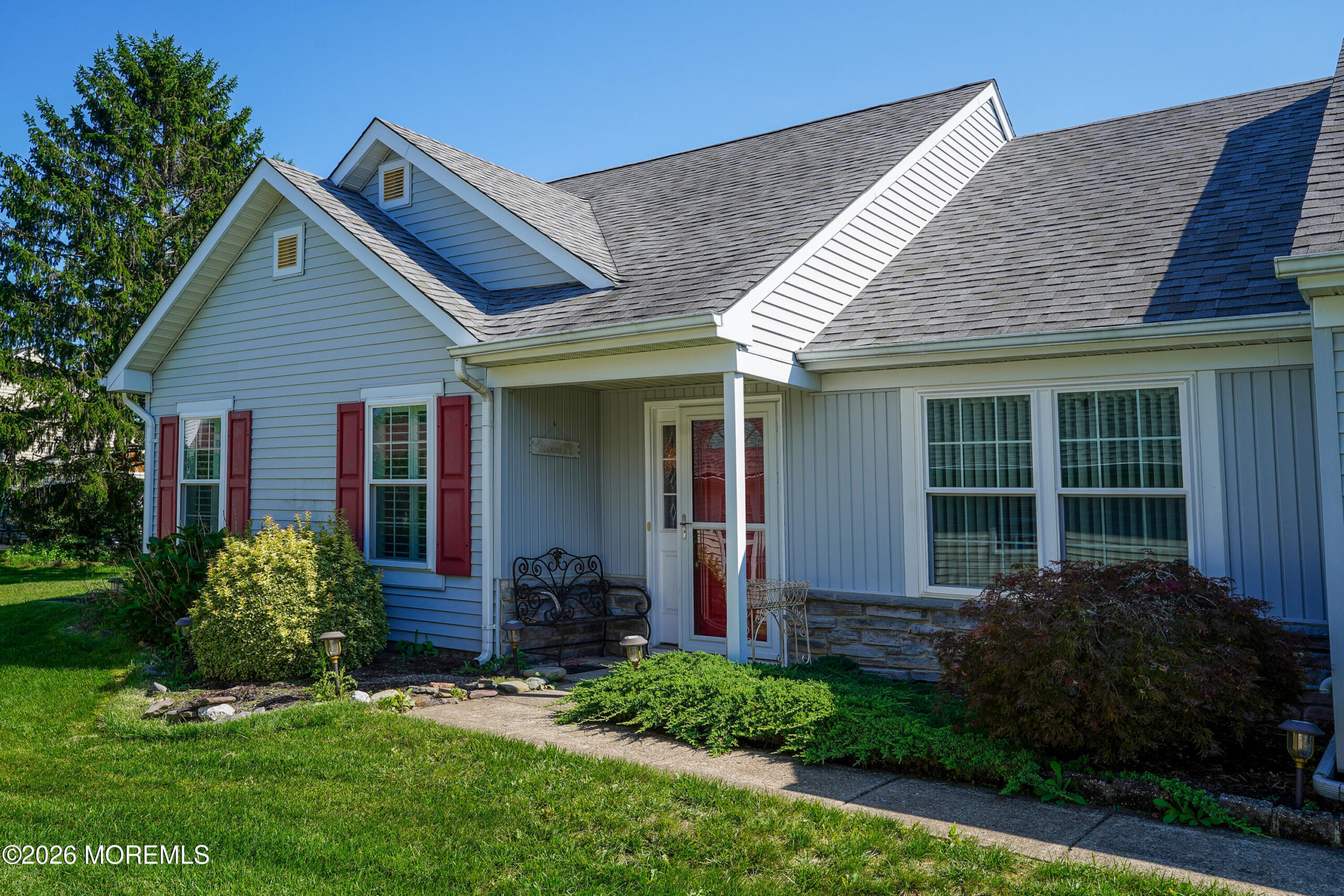 2476 Spring Hill Drive Image 2