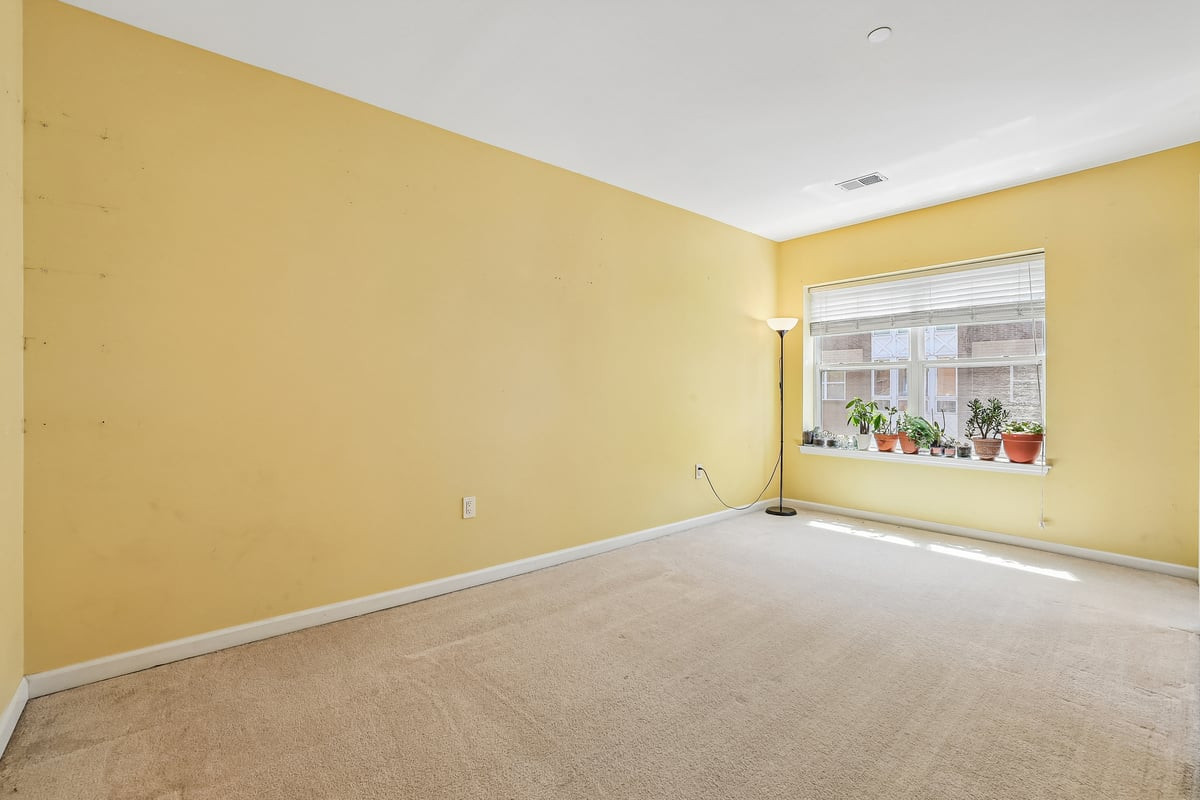 368 Rector Street 419 Image 4