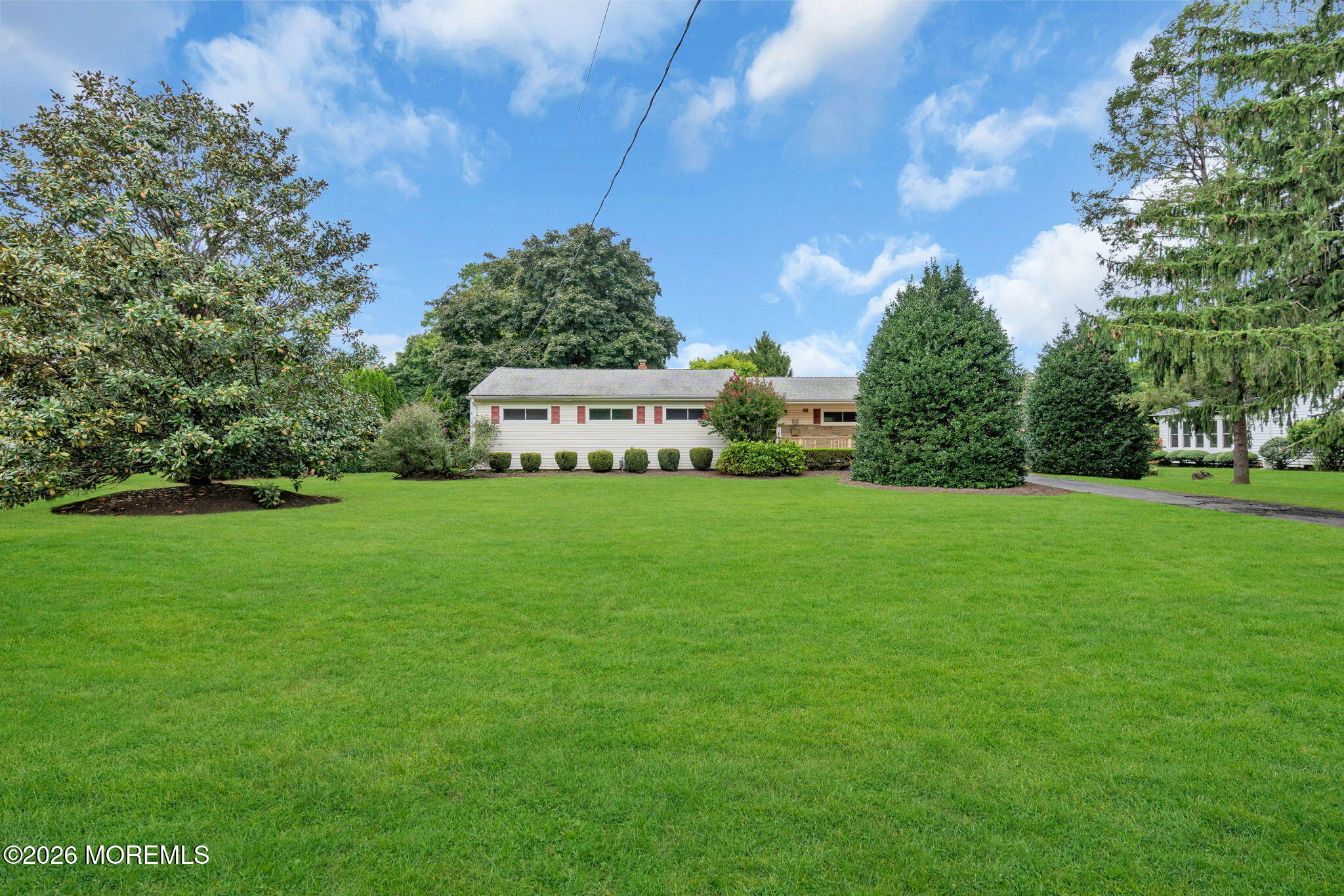 27 Wyckham Road, Tinton Falls, NJ, 07724