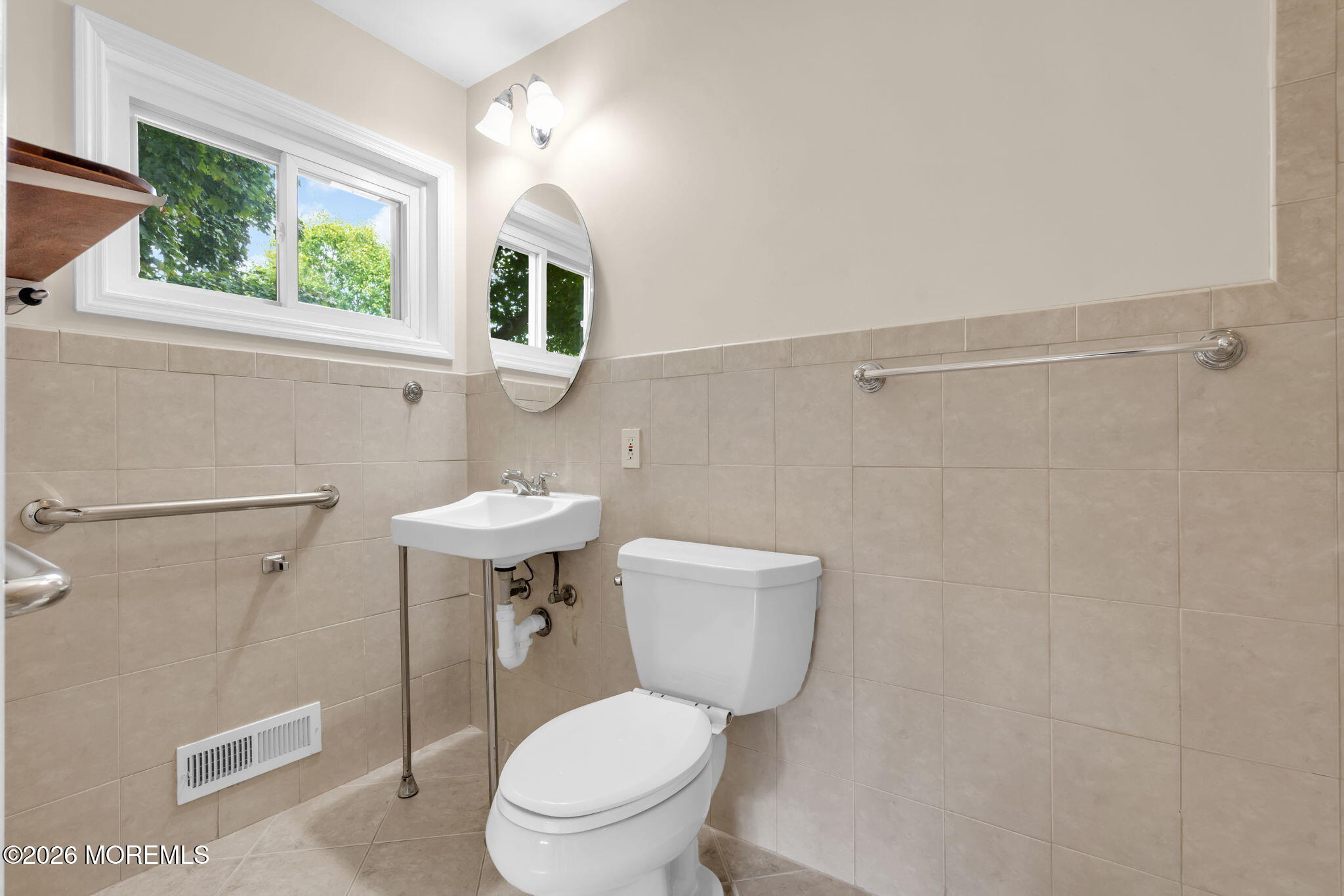 27 Wyckham Road, Tinton Falls, NJ, 07724 image 18