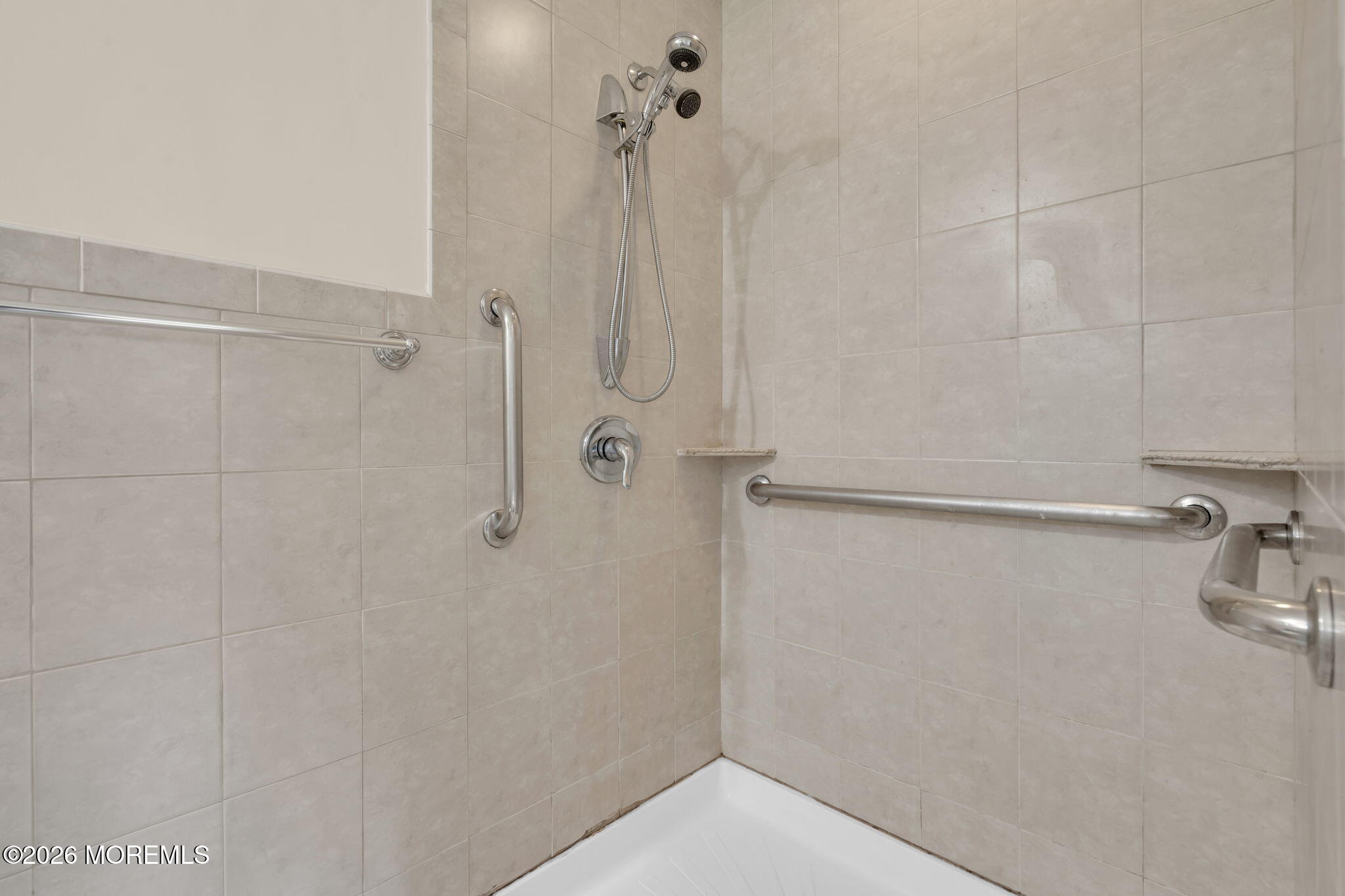 27 Wyckham Road, Tinton Falls, NJ, 07724 image 20
