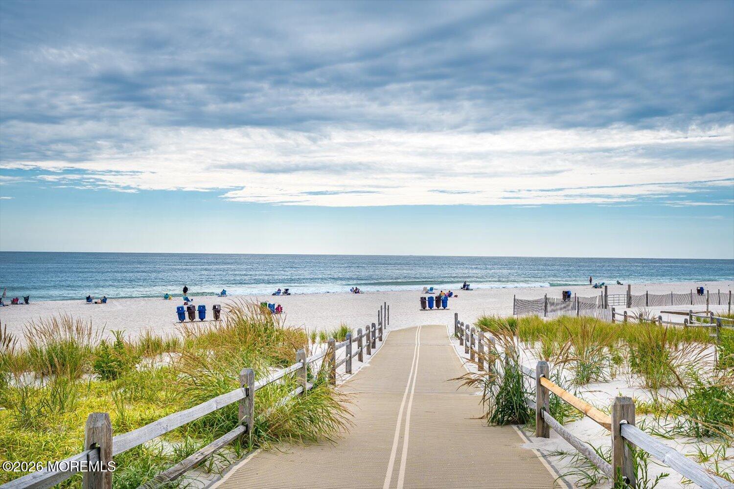 1401 N Ocean Avenue Image 3