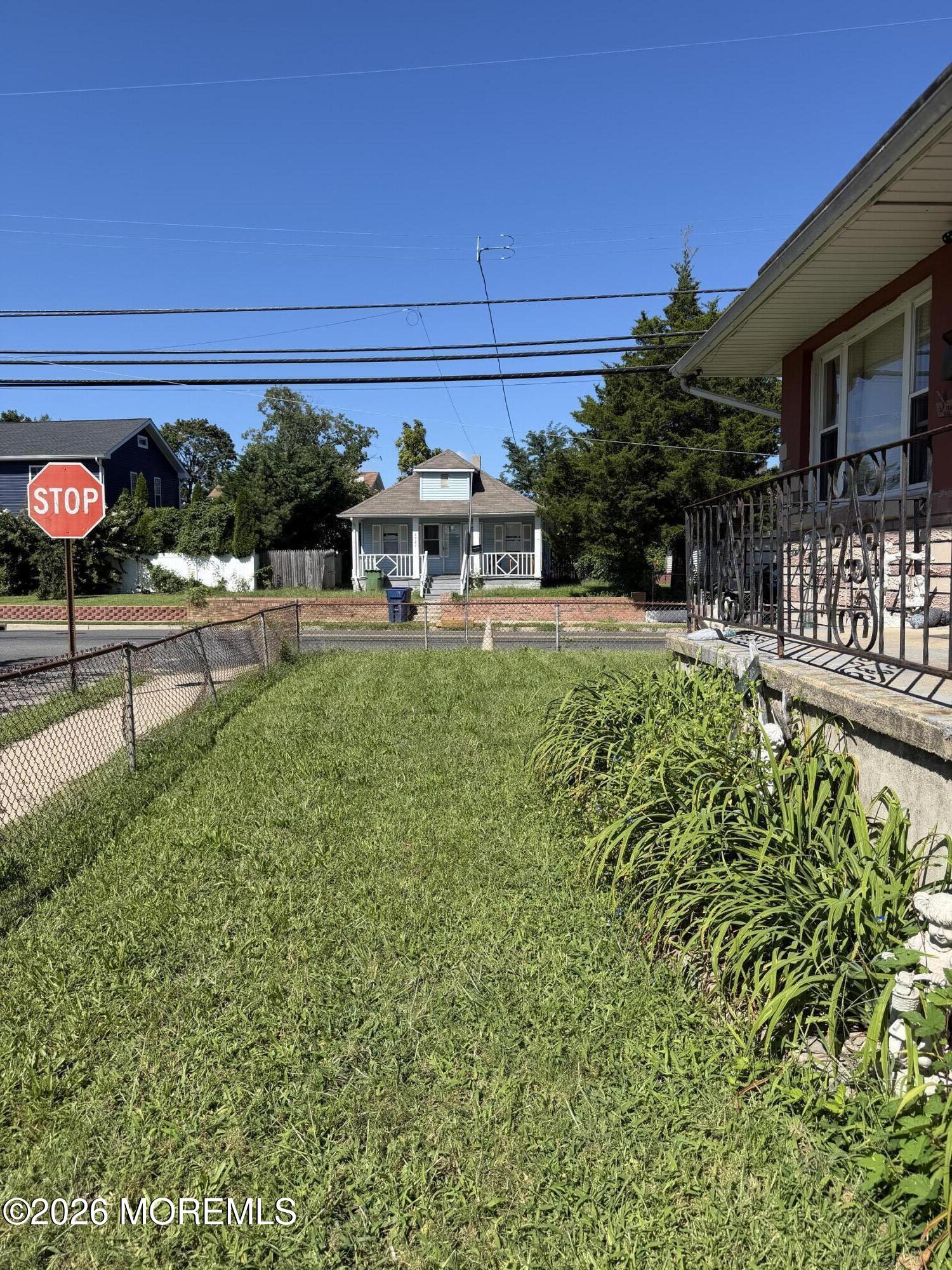 420 Fisher Avenue Image 3
