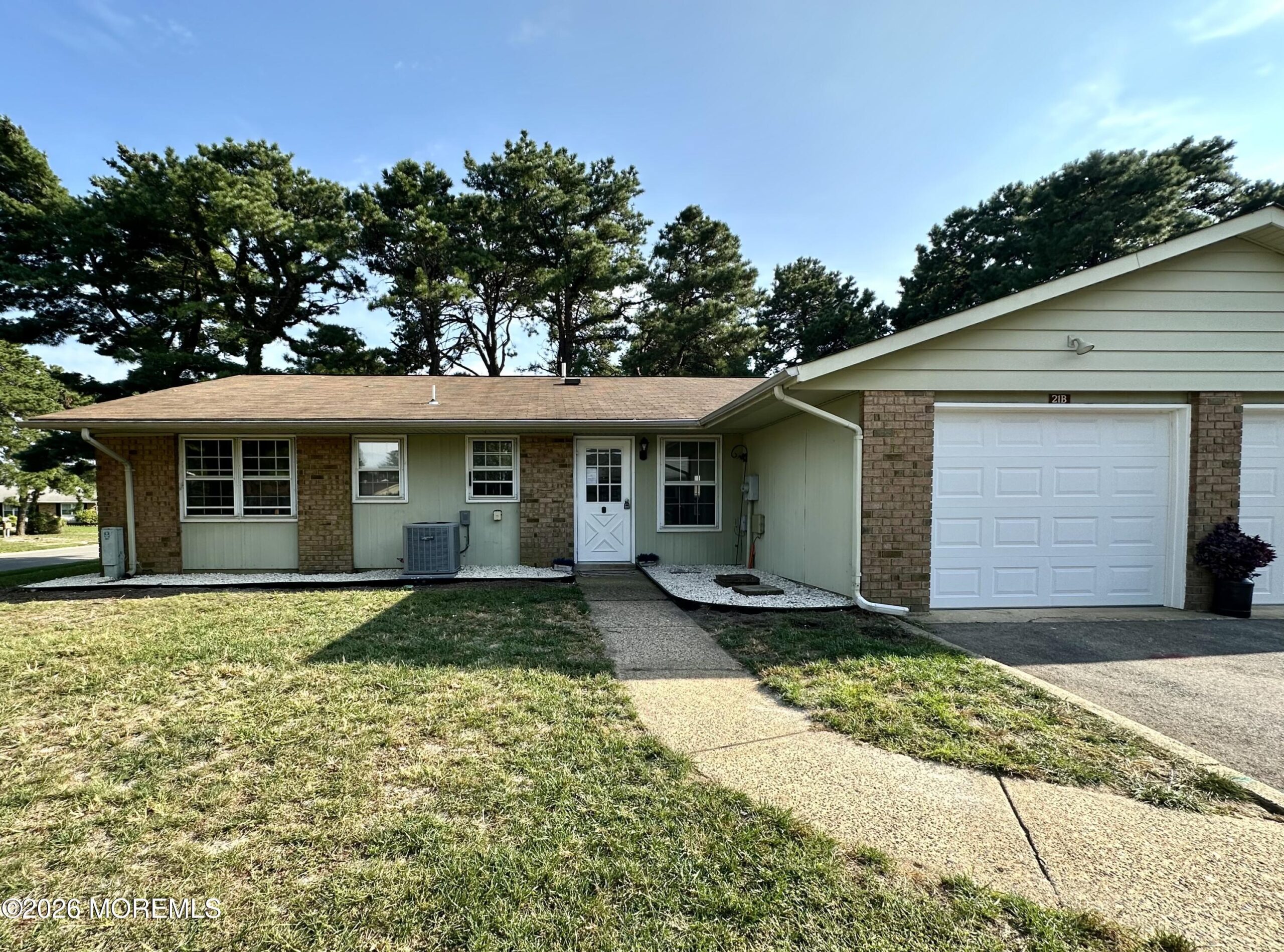 21B Cambridge Circle Image 3