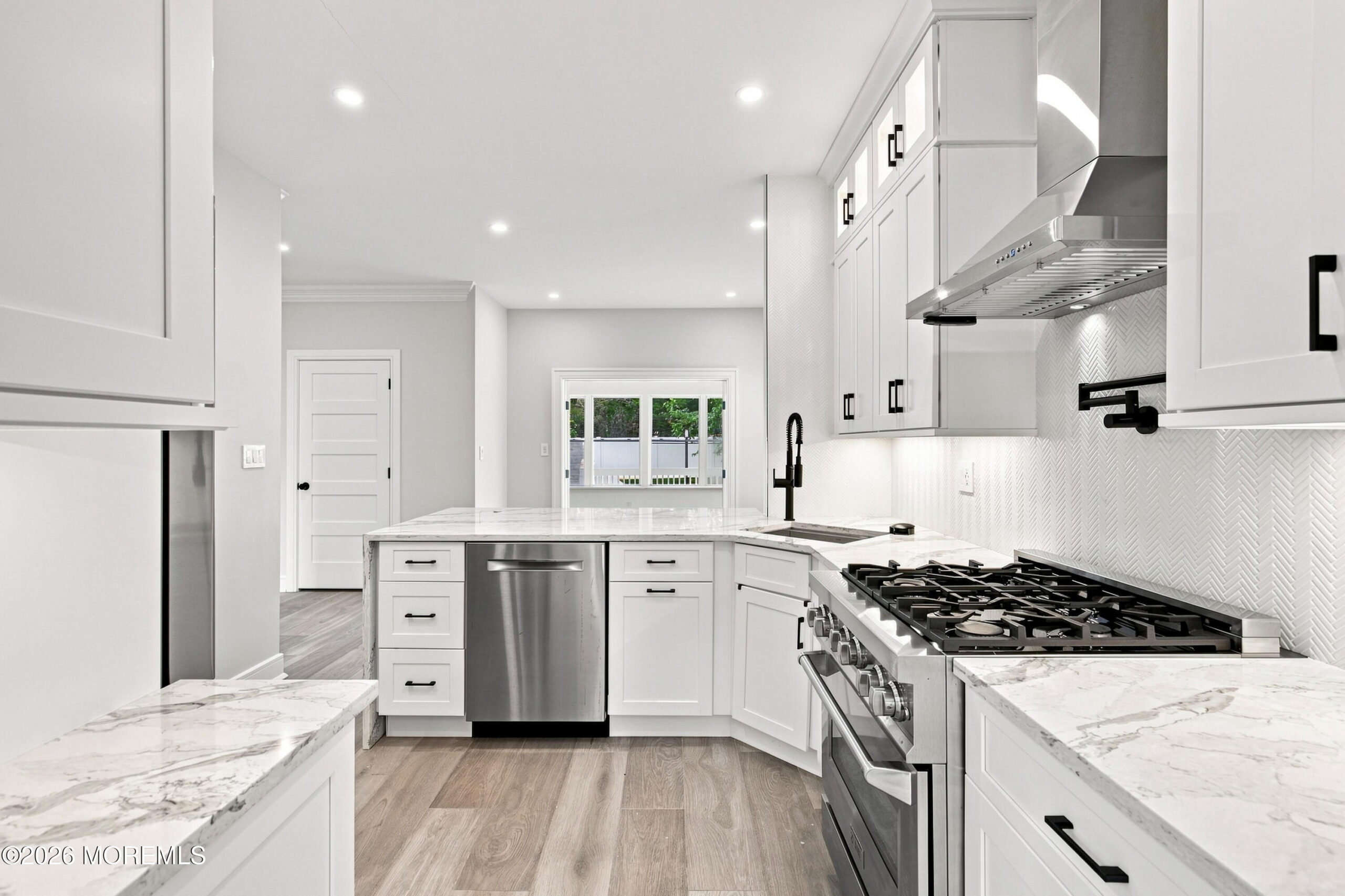 39 Violet Circle, Howell, NJ, 07731 image 15