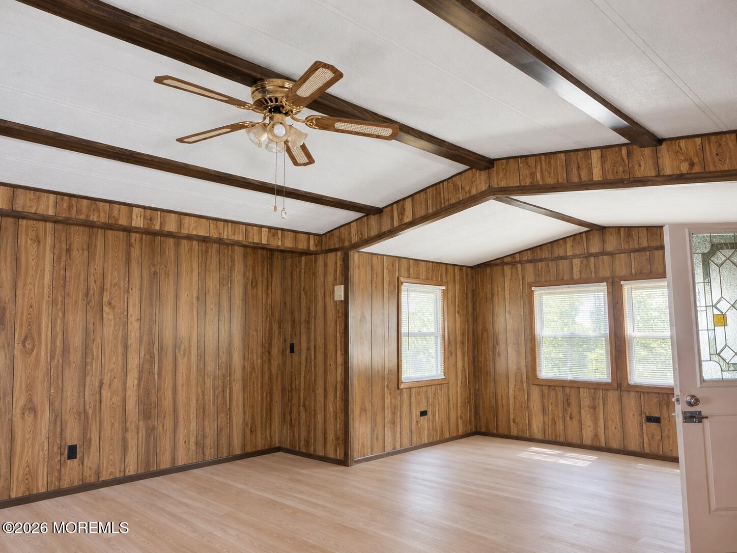 16 Martin Drive Image 5