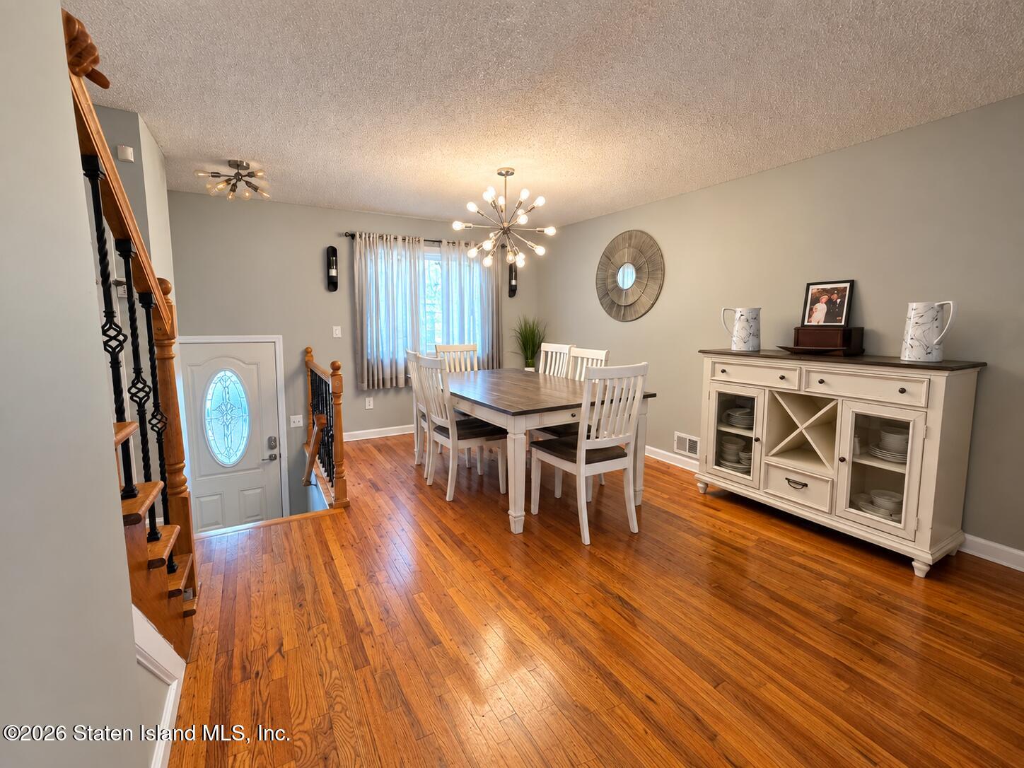4 Vineland Avenue Image 3