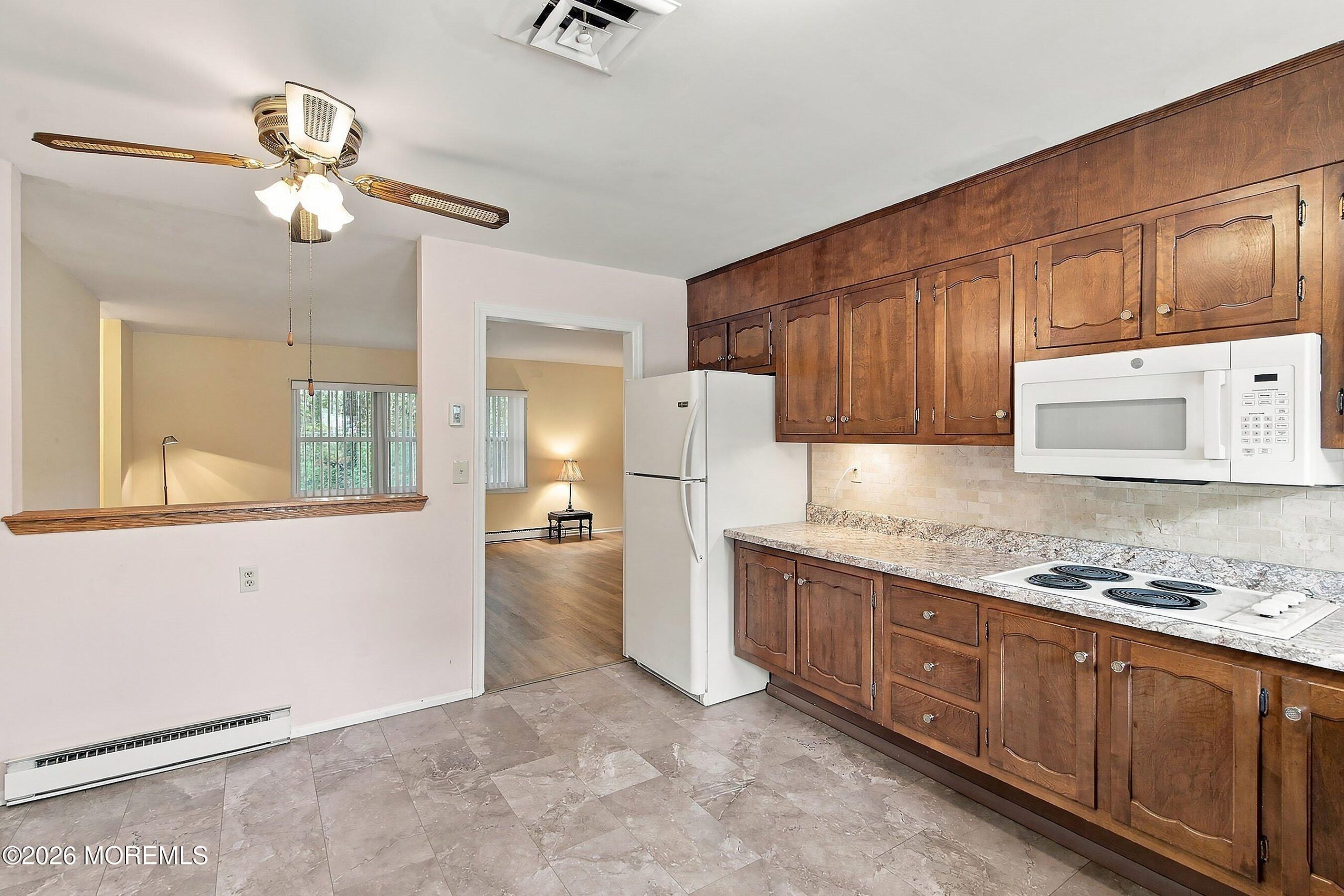 419A Chatham Court Image 3