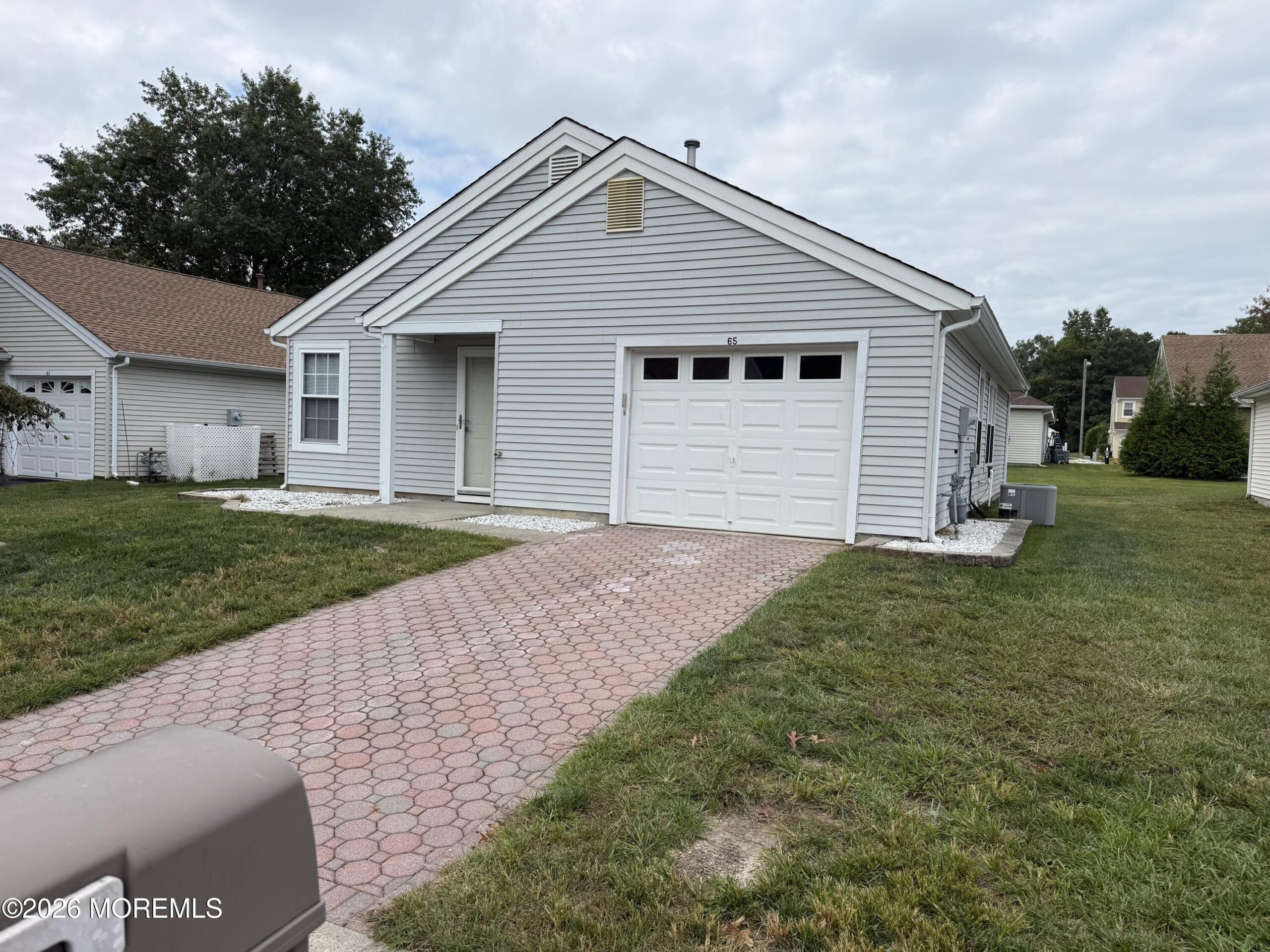 65 Pine Oak Boulevard Image 2