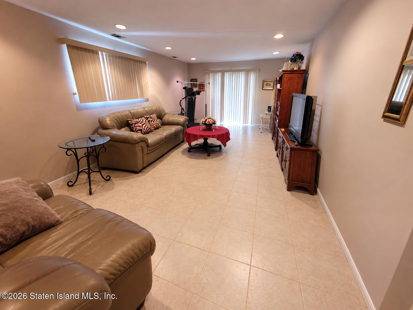 49 Oliver Place Image 3