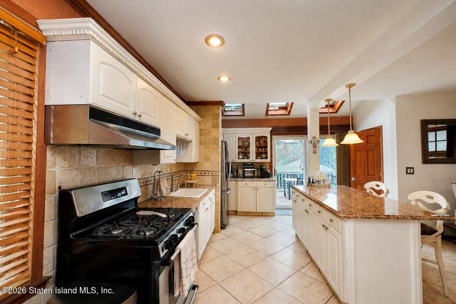 4 Sommers Lane, Staten Island, NY, 10314 image 6