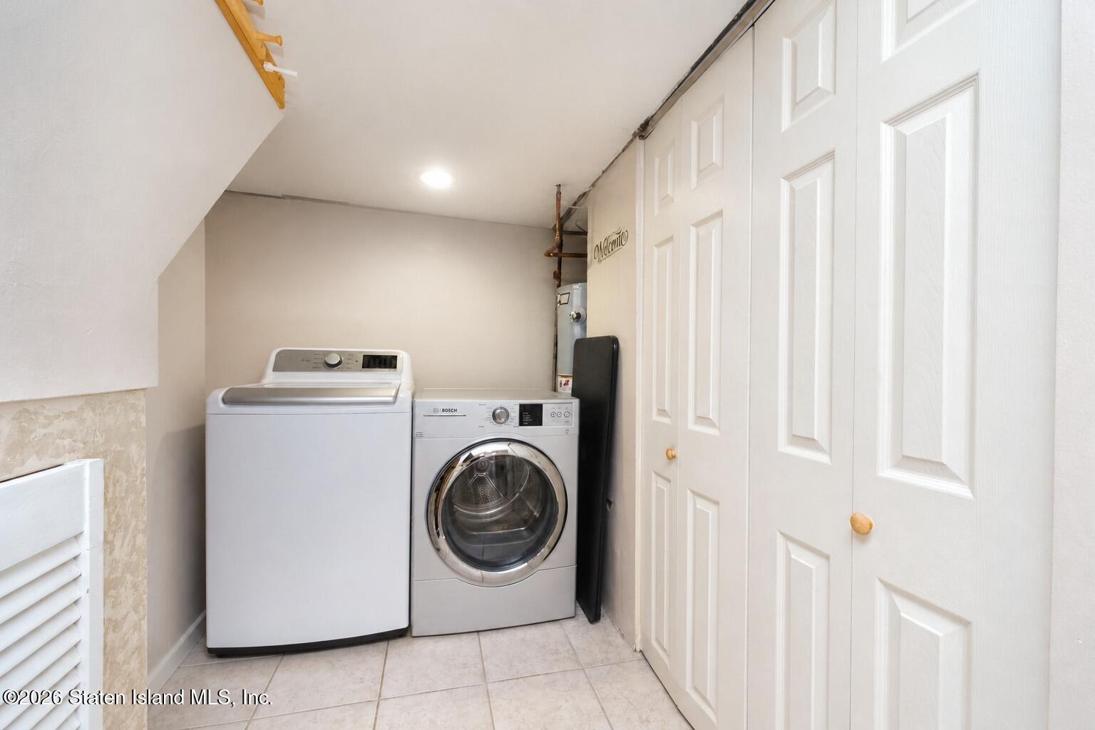 4 Sommers Lane, Staten Island, NY, 10314 image 25