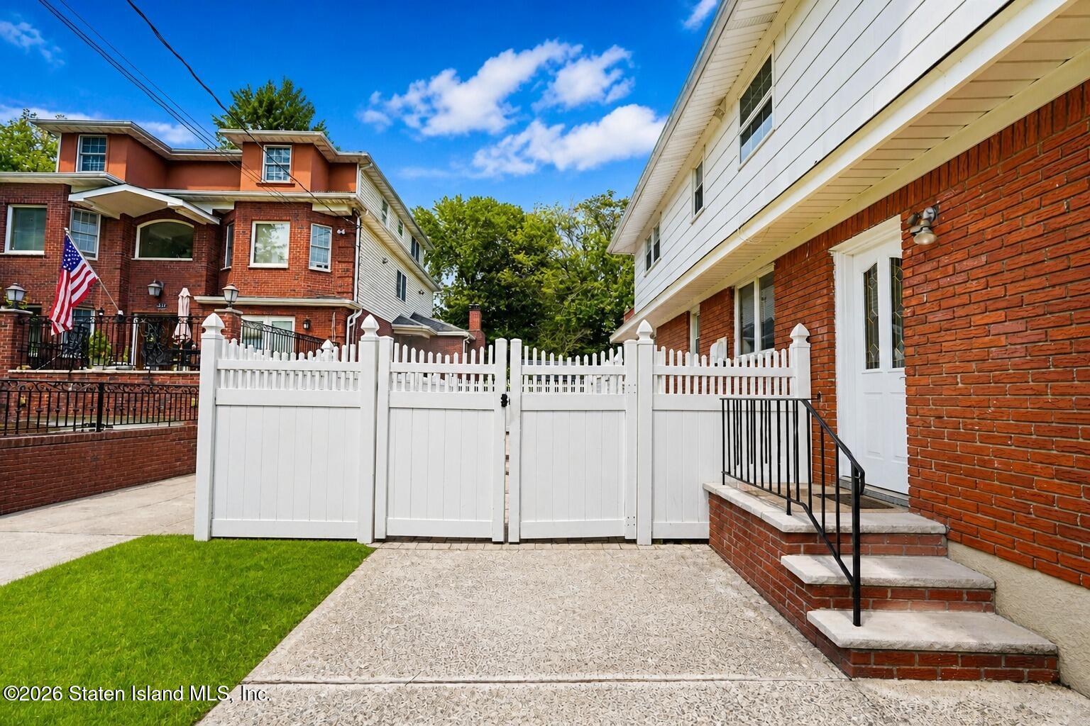 109 Ridgecrest Avenue Image 4
