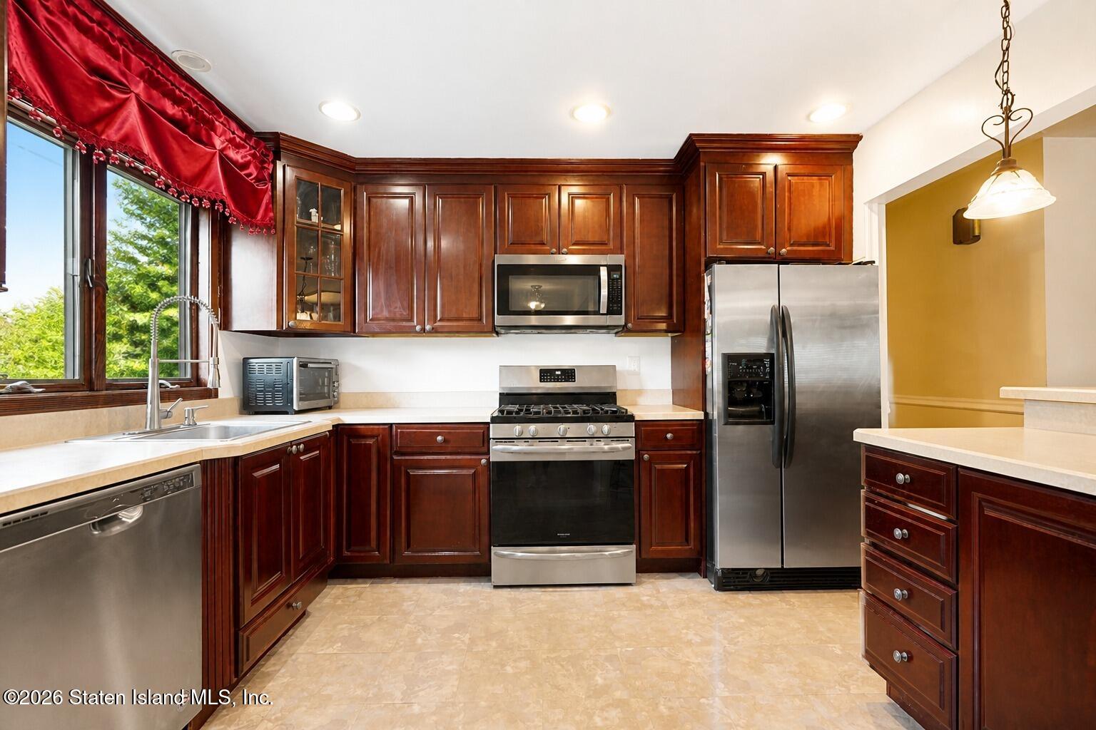 109 Ridgecrest Avenue, Staten Island, NY, 10312 image 19