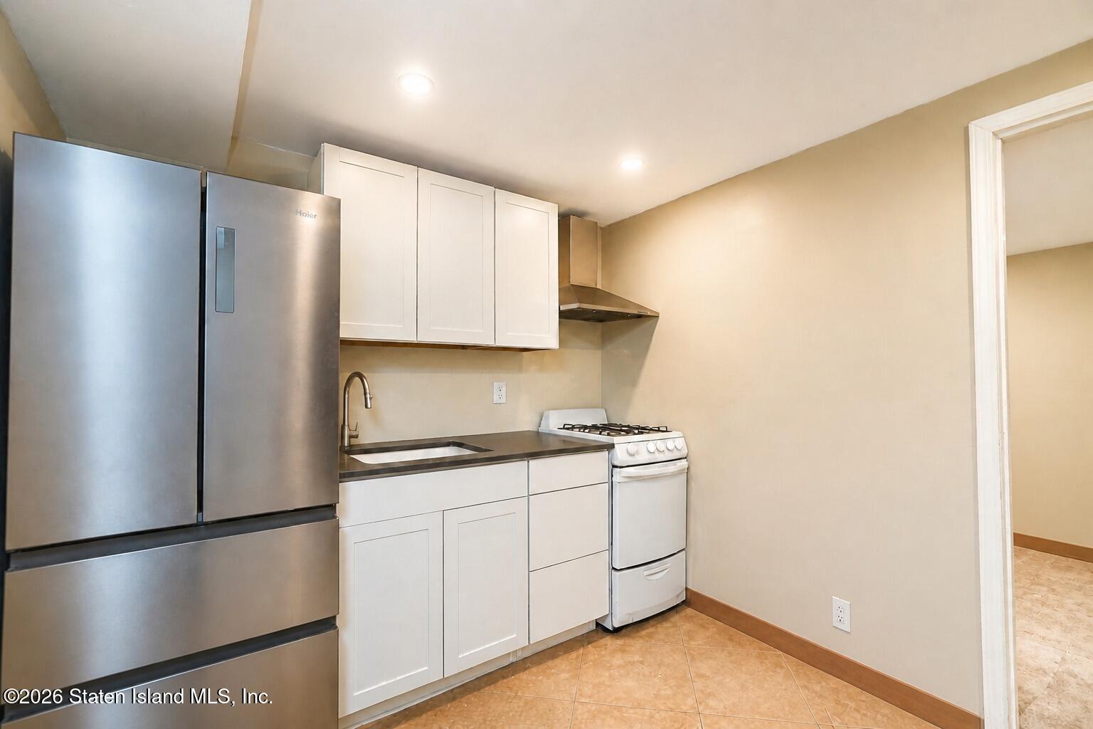 35 Landis Avenue, Staten Island, NY, 10305 image 44