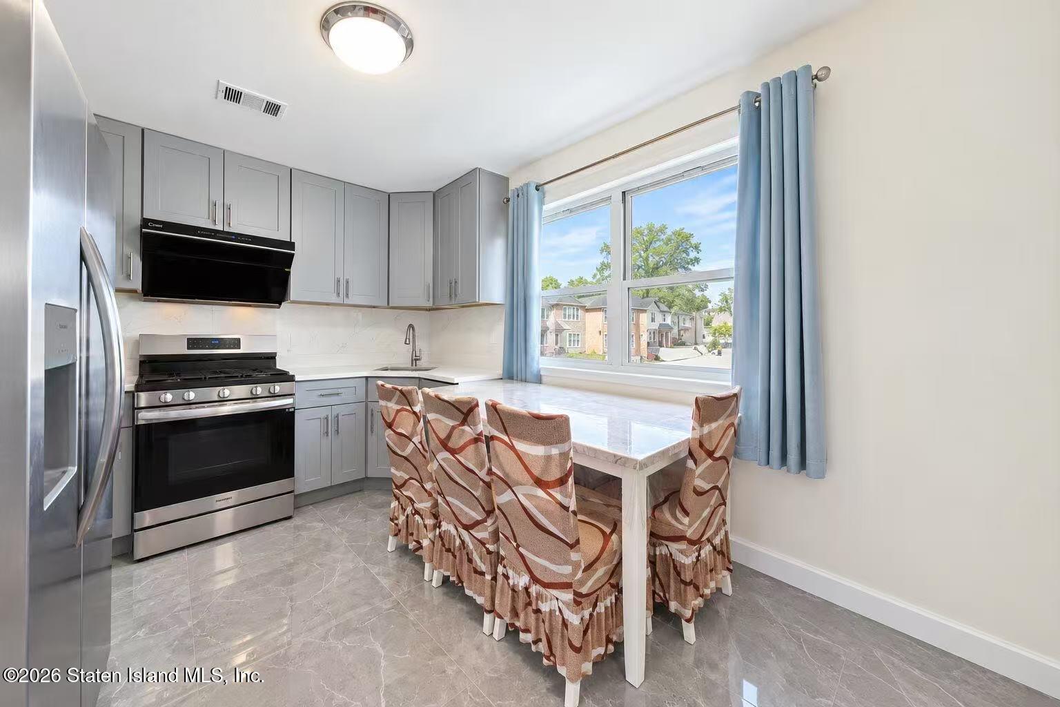 16 Temple Court, Staten Island, NY, 10314 image 9