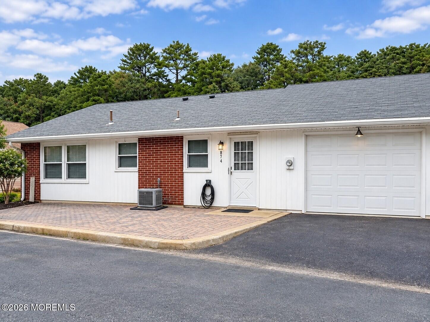 664D Plymouth Drive, Lakewood, NJ, 08701