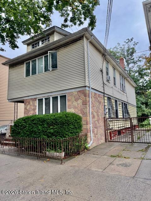 1331 E 15th Street Image 3