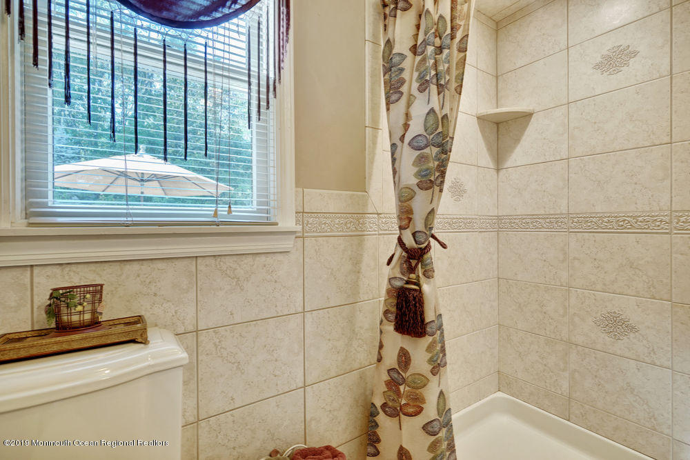 1409 Roller Road, Ocean Twp, NJ, 07712 image 38