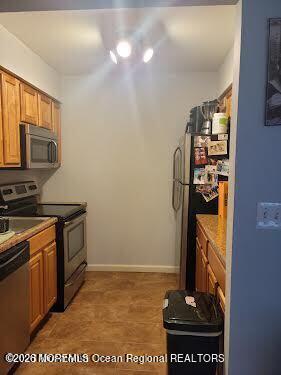 324 Shore Dr Drive B3 Image 4