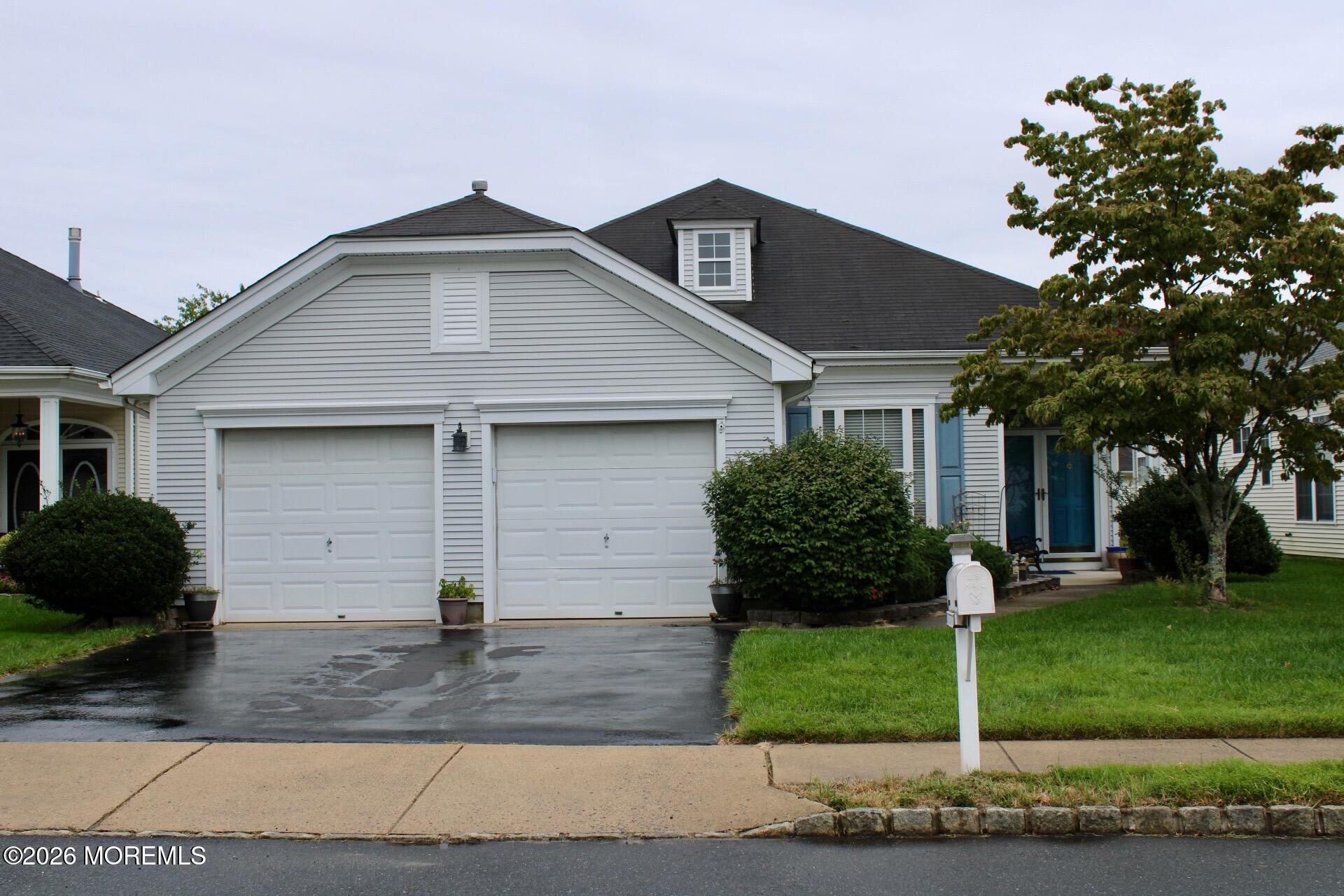 4 Summerlawn Drive, Lakewood, NJ, 08701