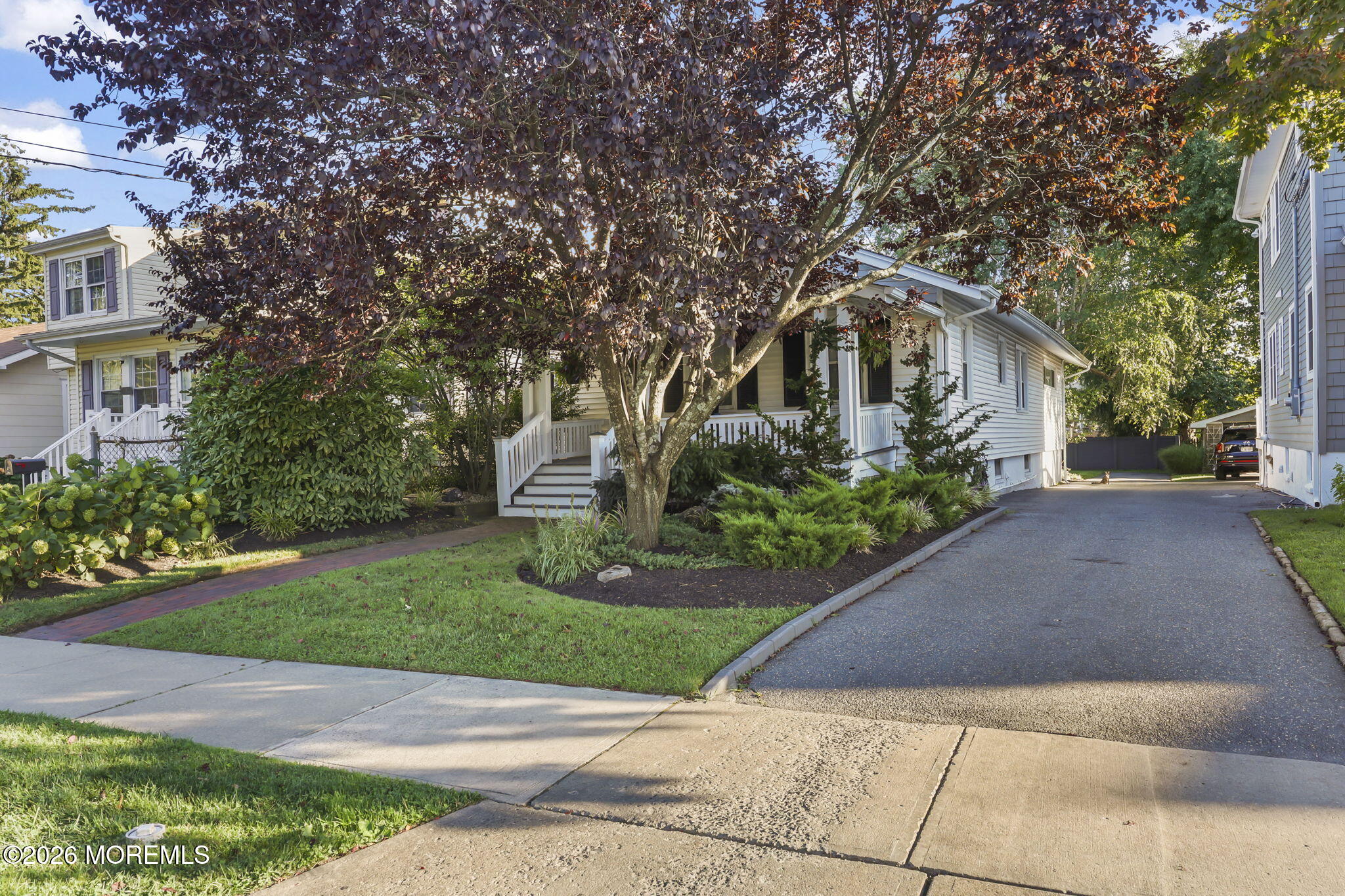 43 3rd Avenue Image 3